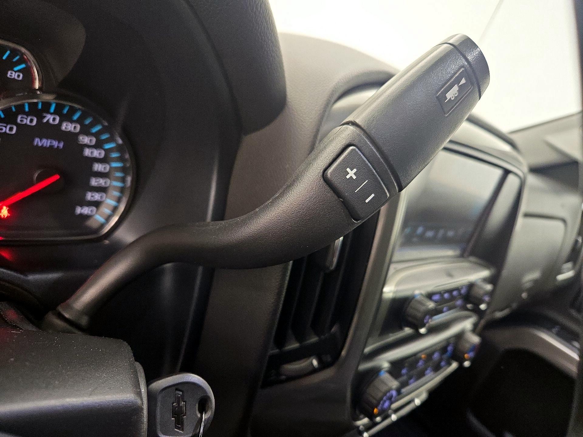 Thumbnail: 2019 Chevrolet Silverado 1500 - 17