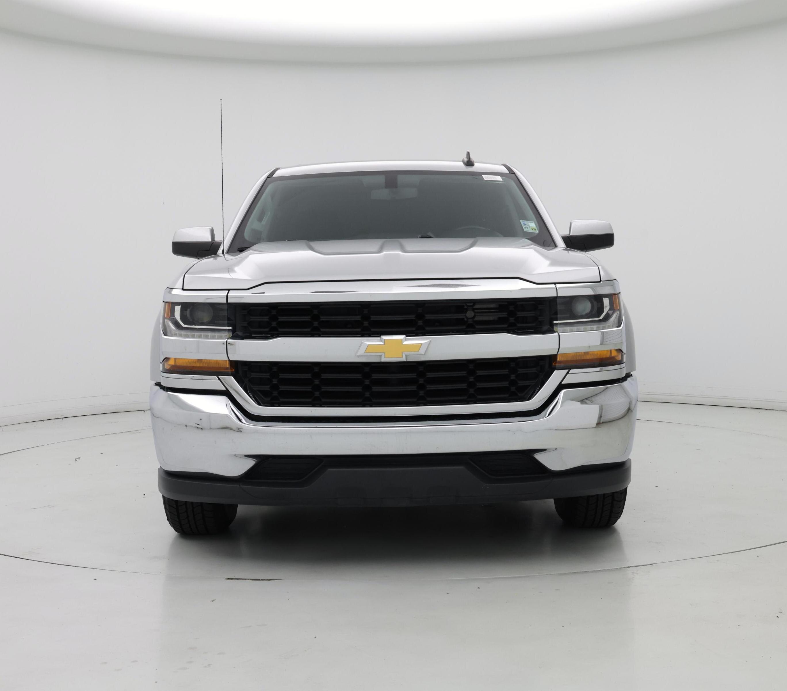 Thumbnail: 2019 Chevrolet Silverado 1500 - 5
