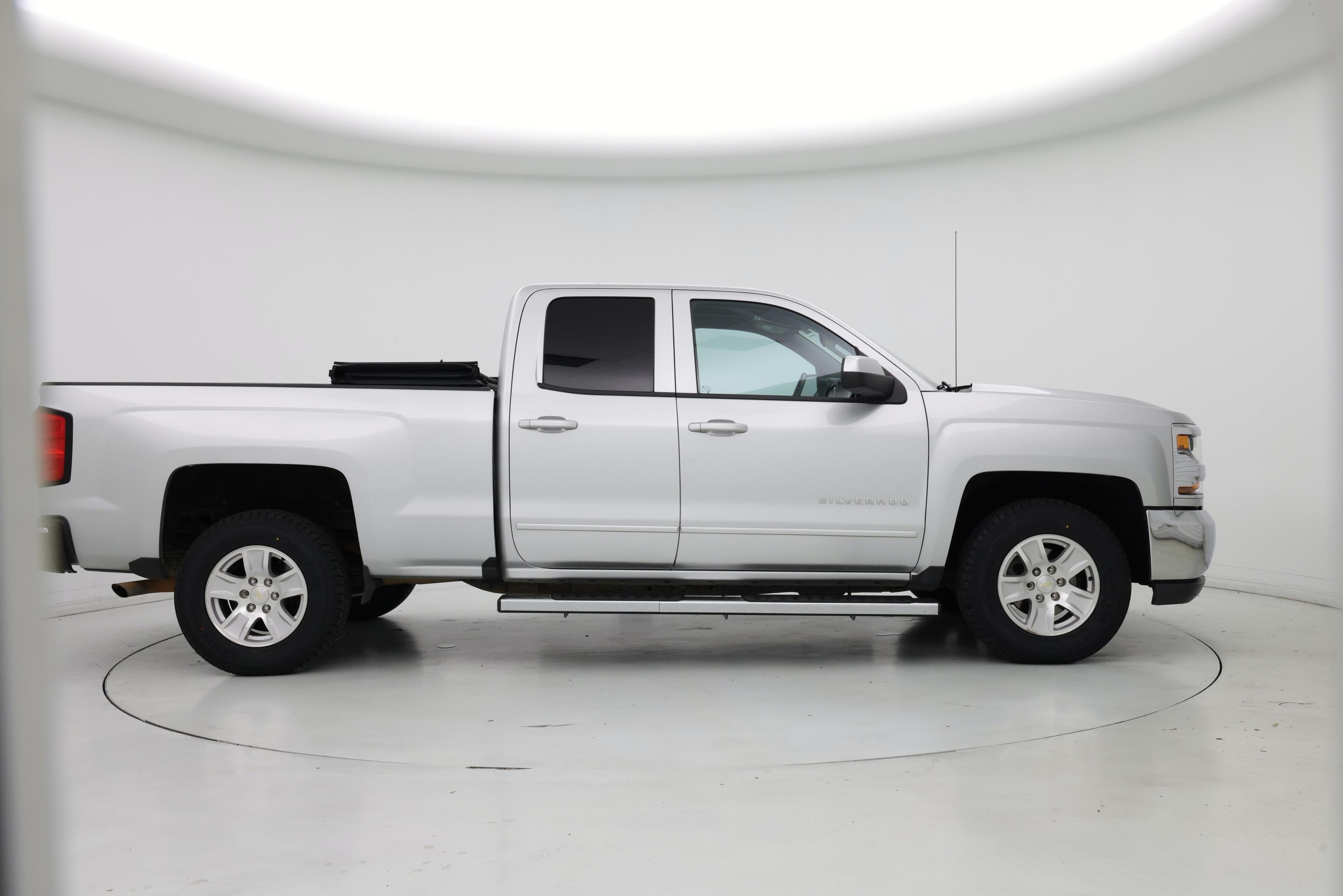 Thumbnail: 2019 Chevrolet Silverado 1500 - 7