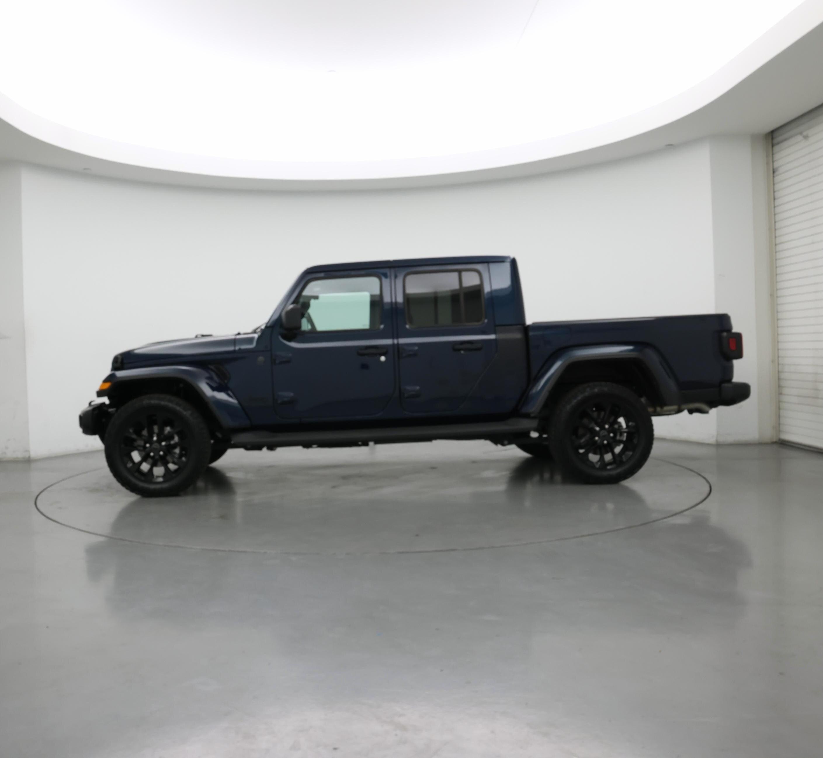 Thumbnail: 2025 Jeep Gladiator - 3