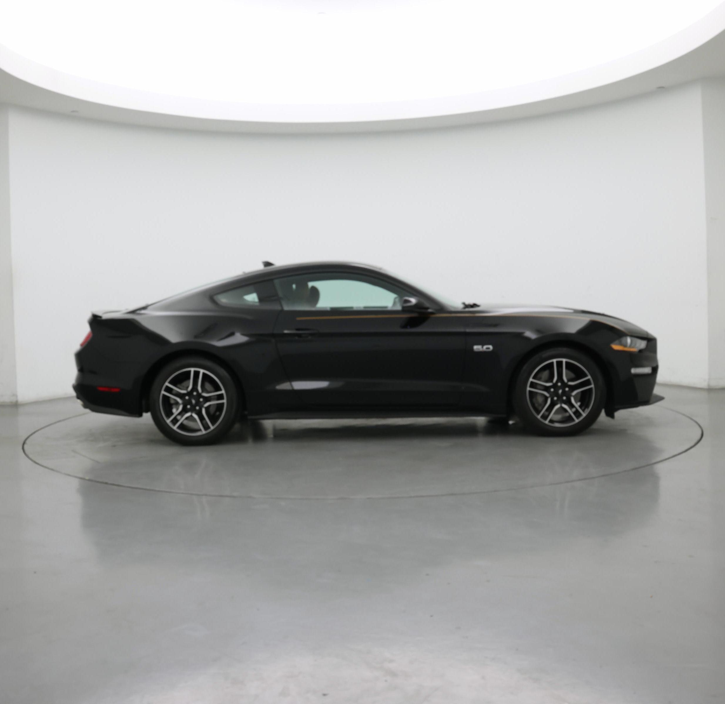 Thumbnail: 2020 Ford Mustang - 7