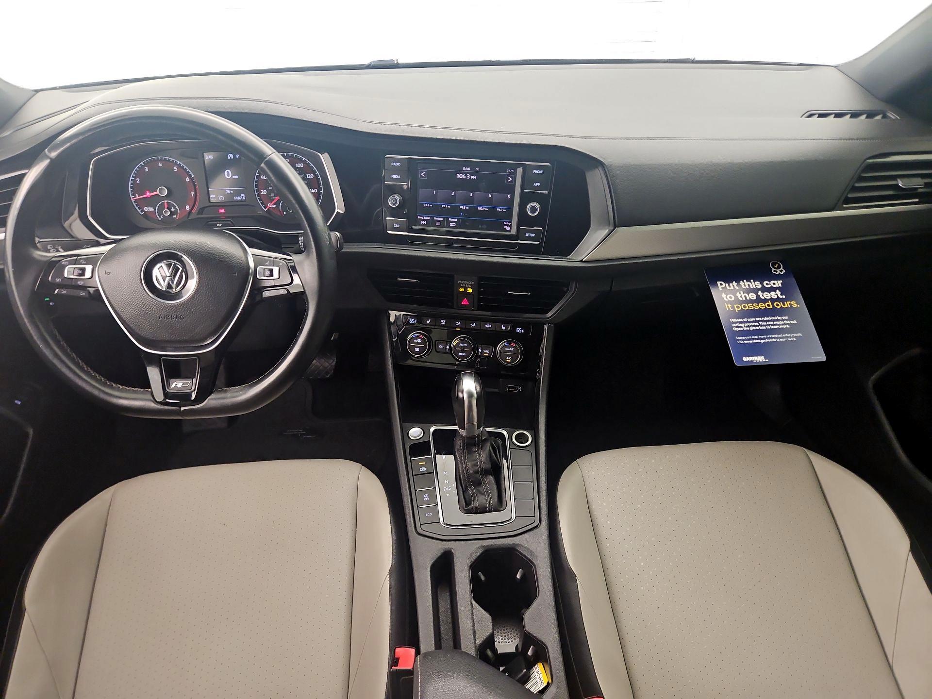 Thumbnail: 2019 Volkswagen Jetta - 9