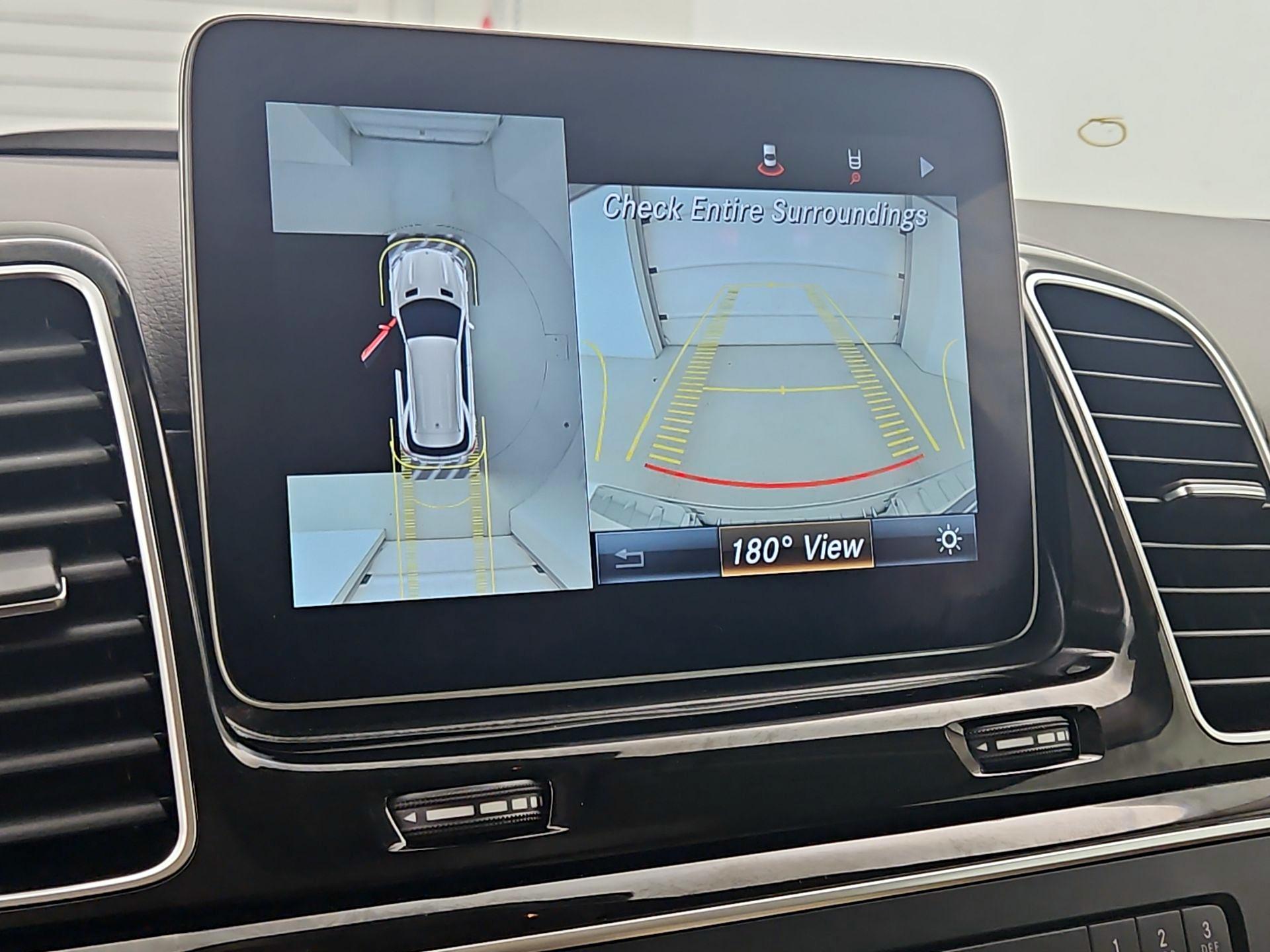 Thumbnail: 2017 Mercedes-Benz GLE - 15