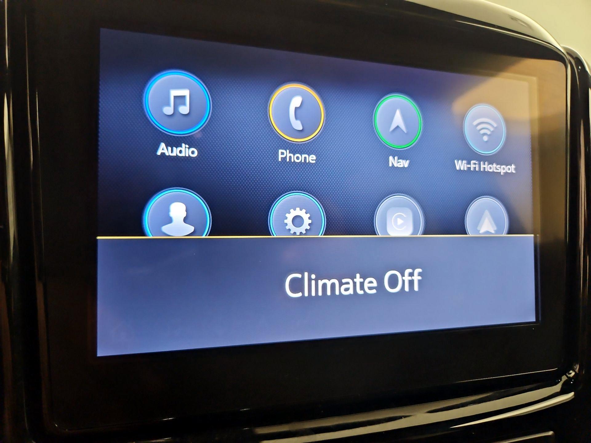 Thumbnail: 2023 Chevrolet Traverse - 15