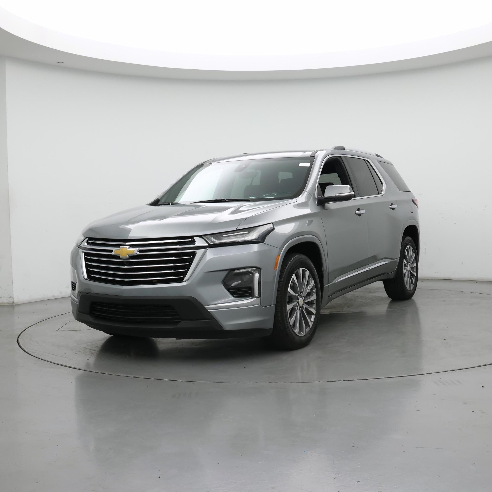 Thumbnail: 2023 Chevrolet Traverse - 4