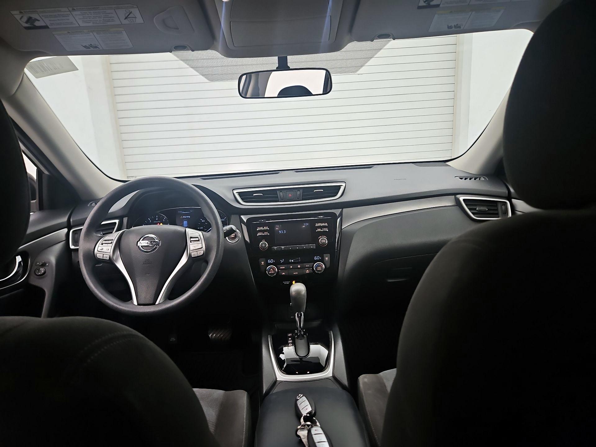 Thumbnail: 2016 Nissan Rogue - 9