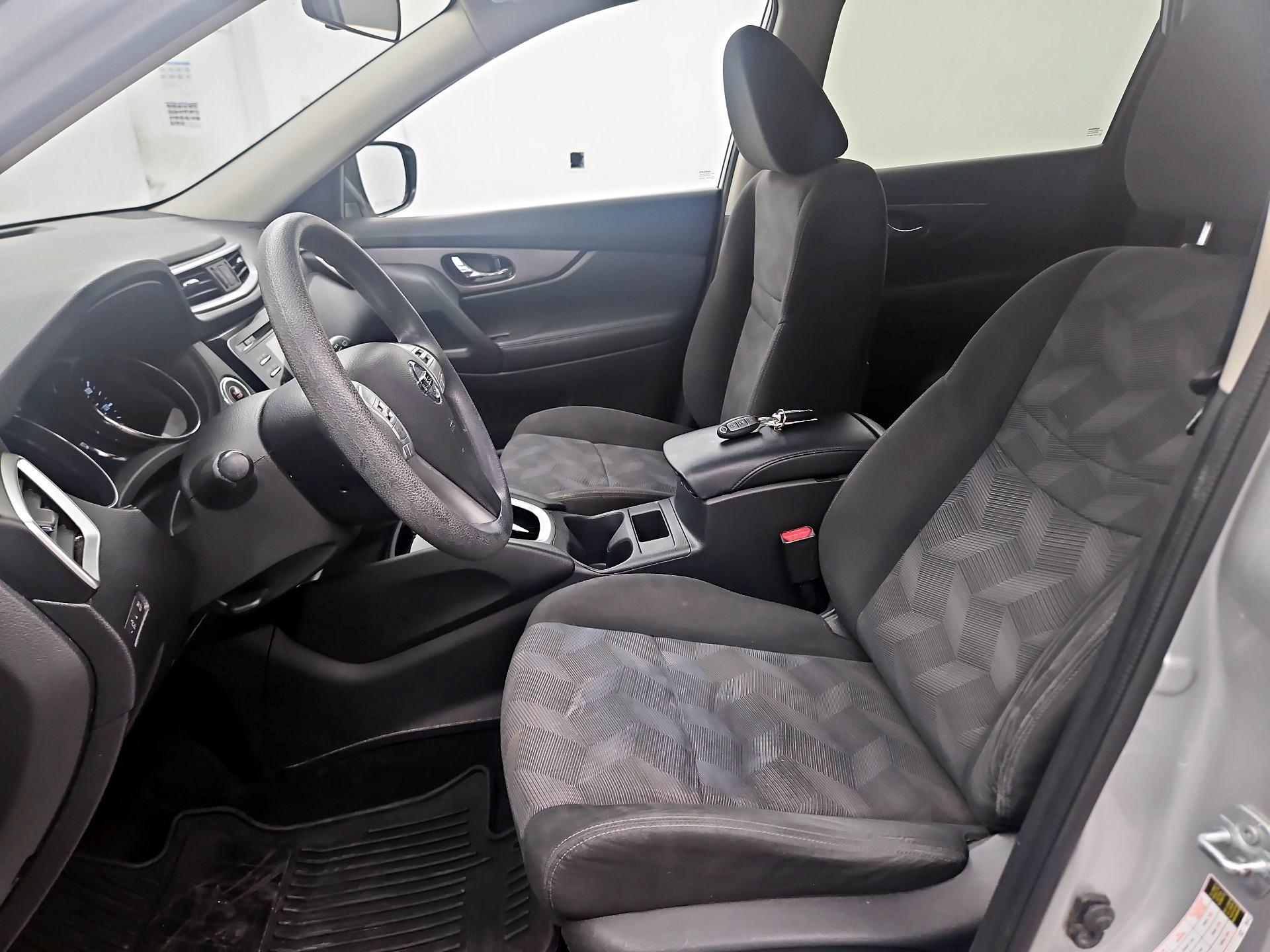 Thumbnail: 2016 Nissan Rogue - 11