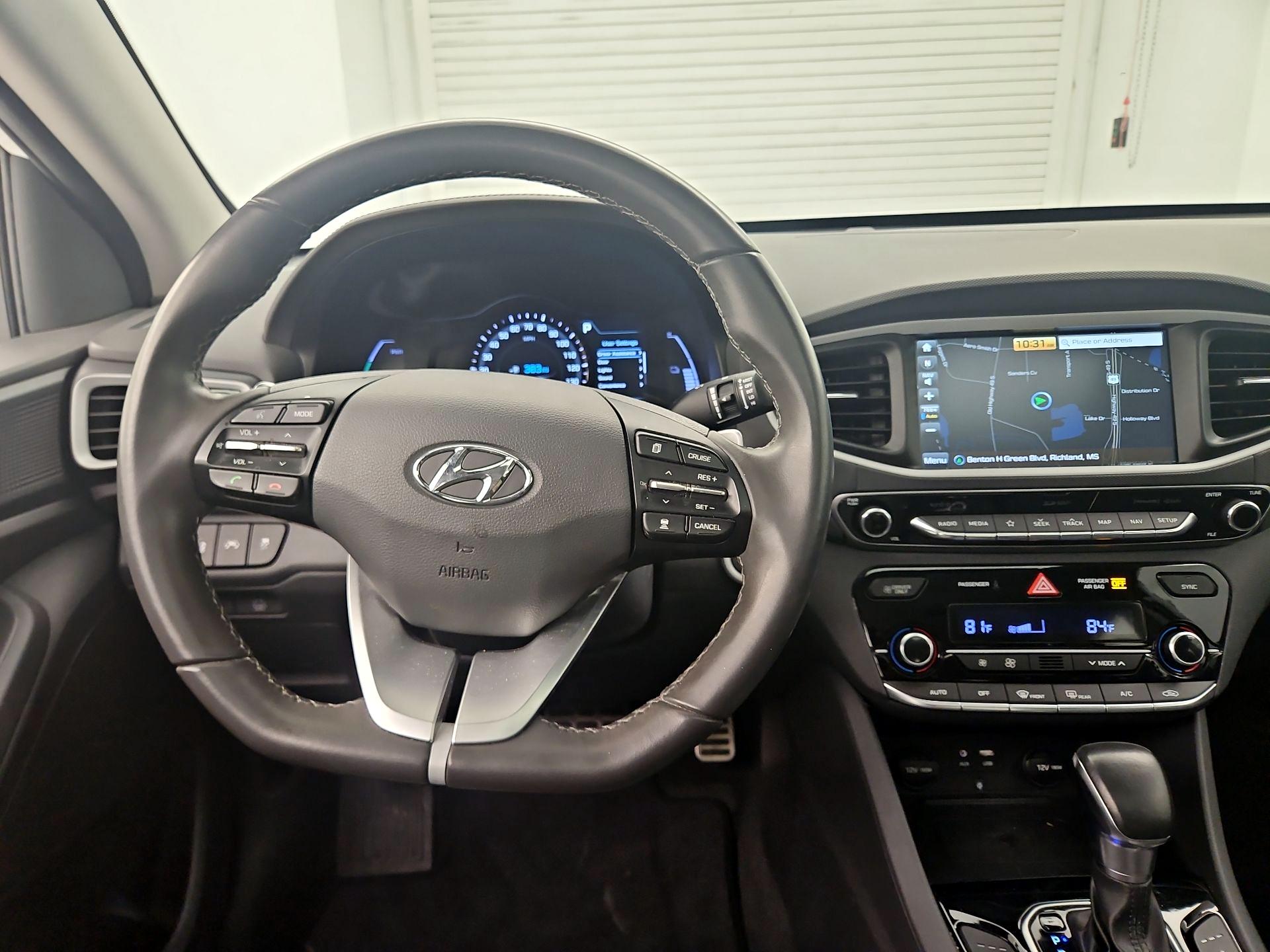 Thumbnail: 2019 Hyundai Ioniq - 10