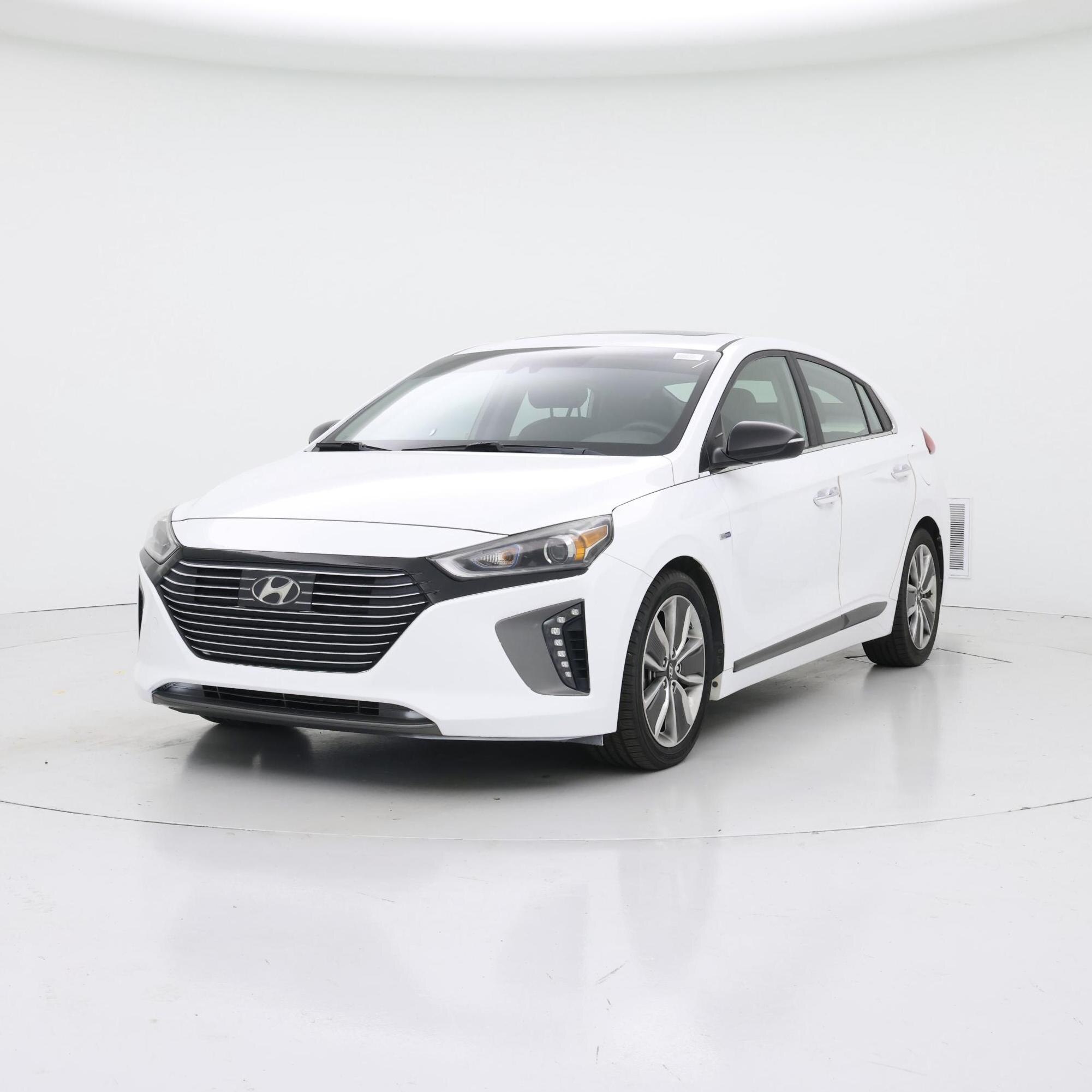 Thumbnail: 2019 Hyundai Ioniq - 4
