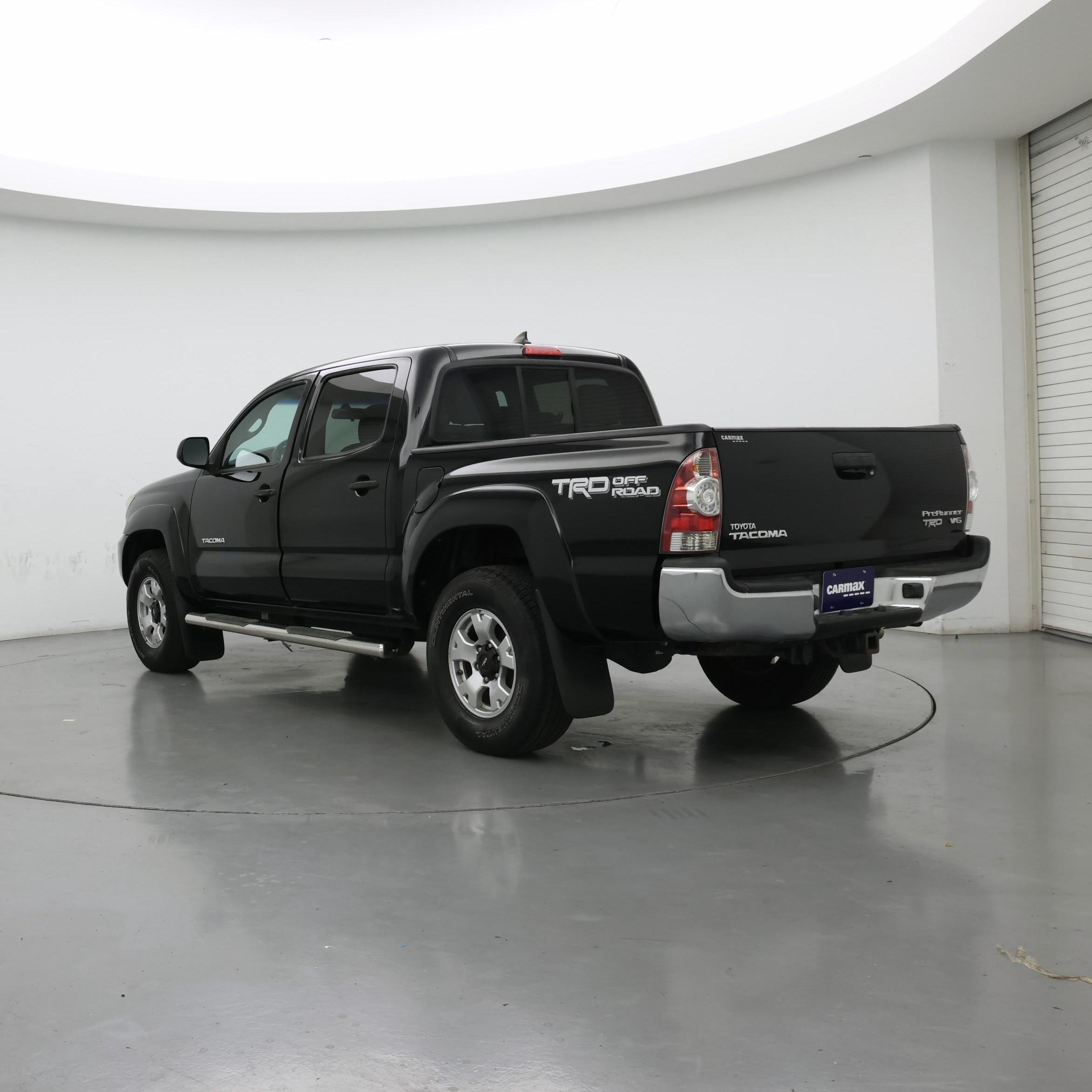 Thumbnail: 2015 Toyota Tacoma - 2