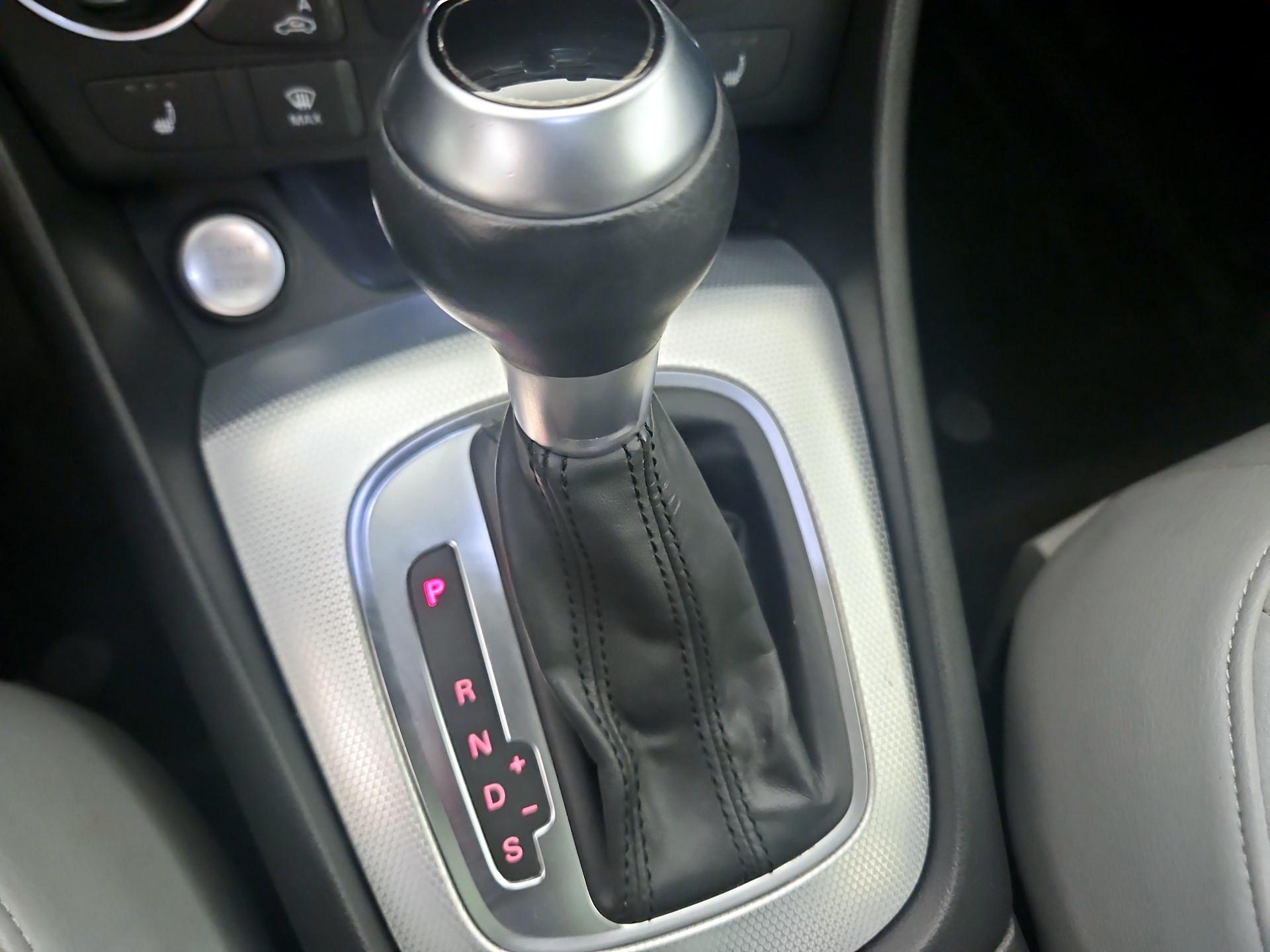 Thumbnail: 2016 Audi Q3 - 17