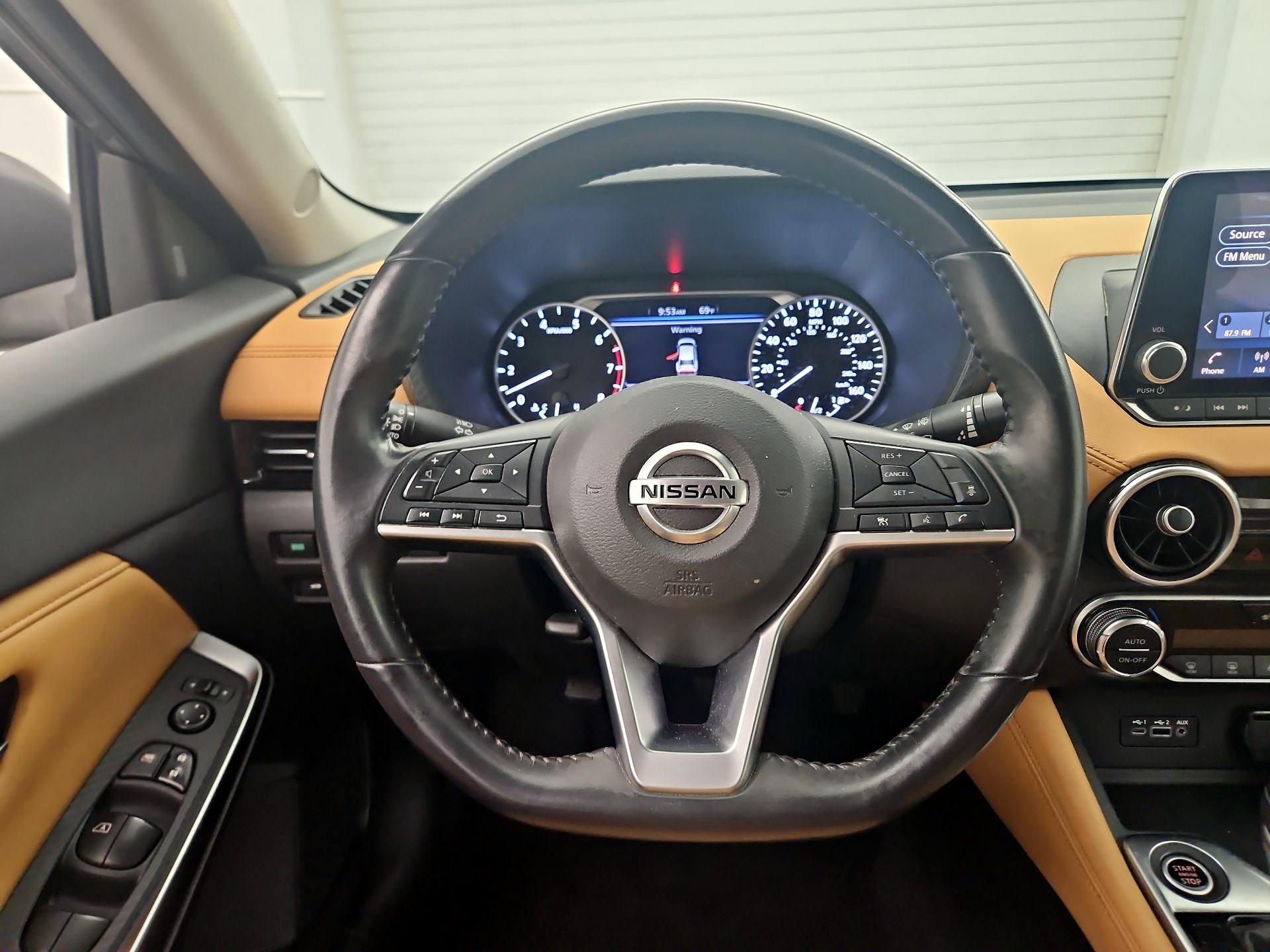 Thumbnail: 2020 Nissan Sentra - 10