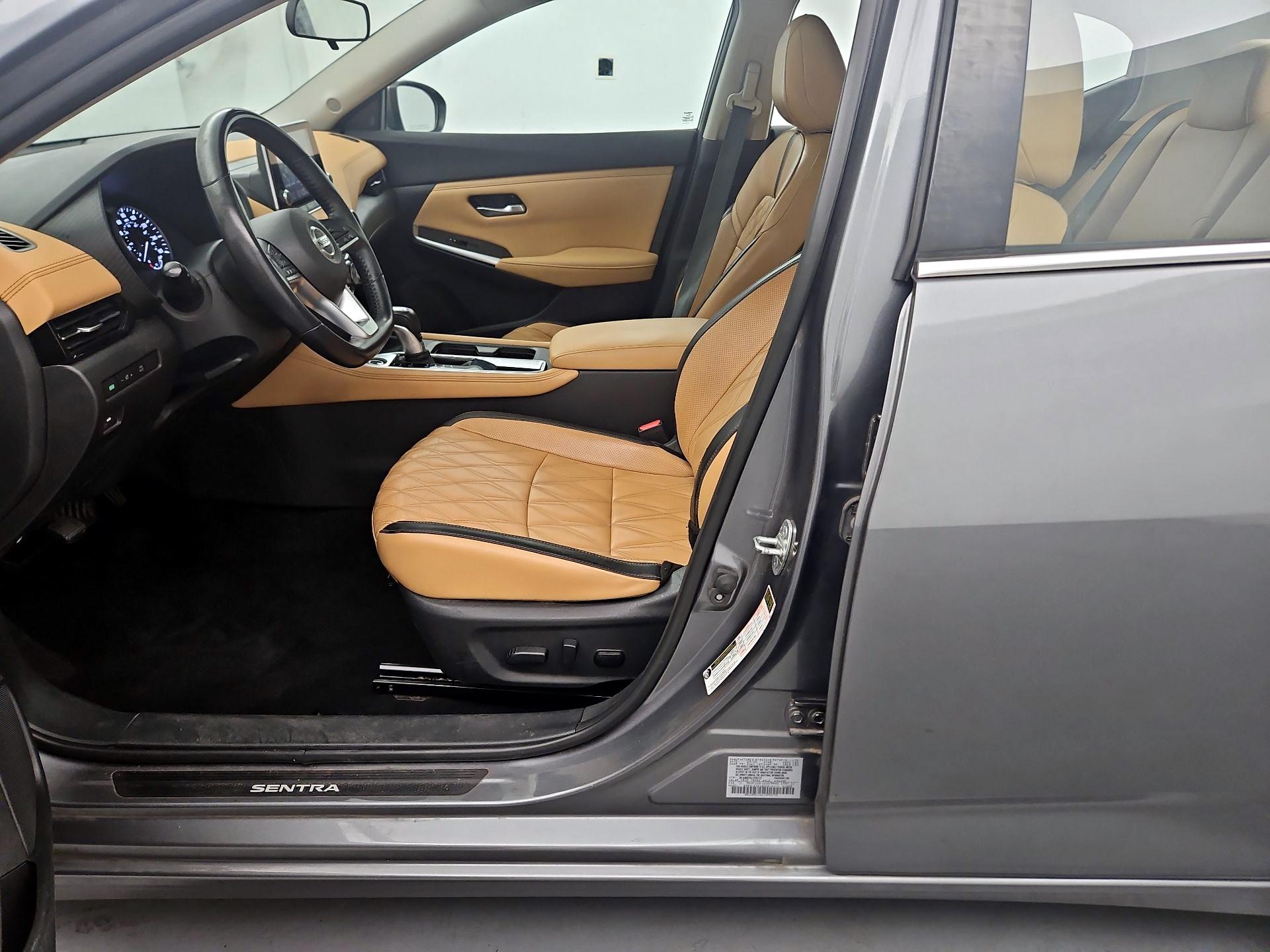 Thumbnail: 2020 Nissan Sentra - 11