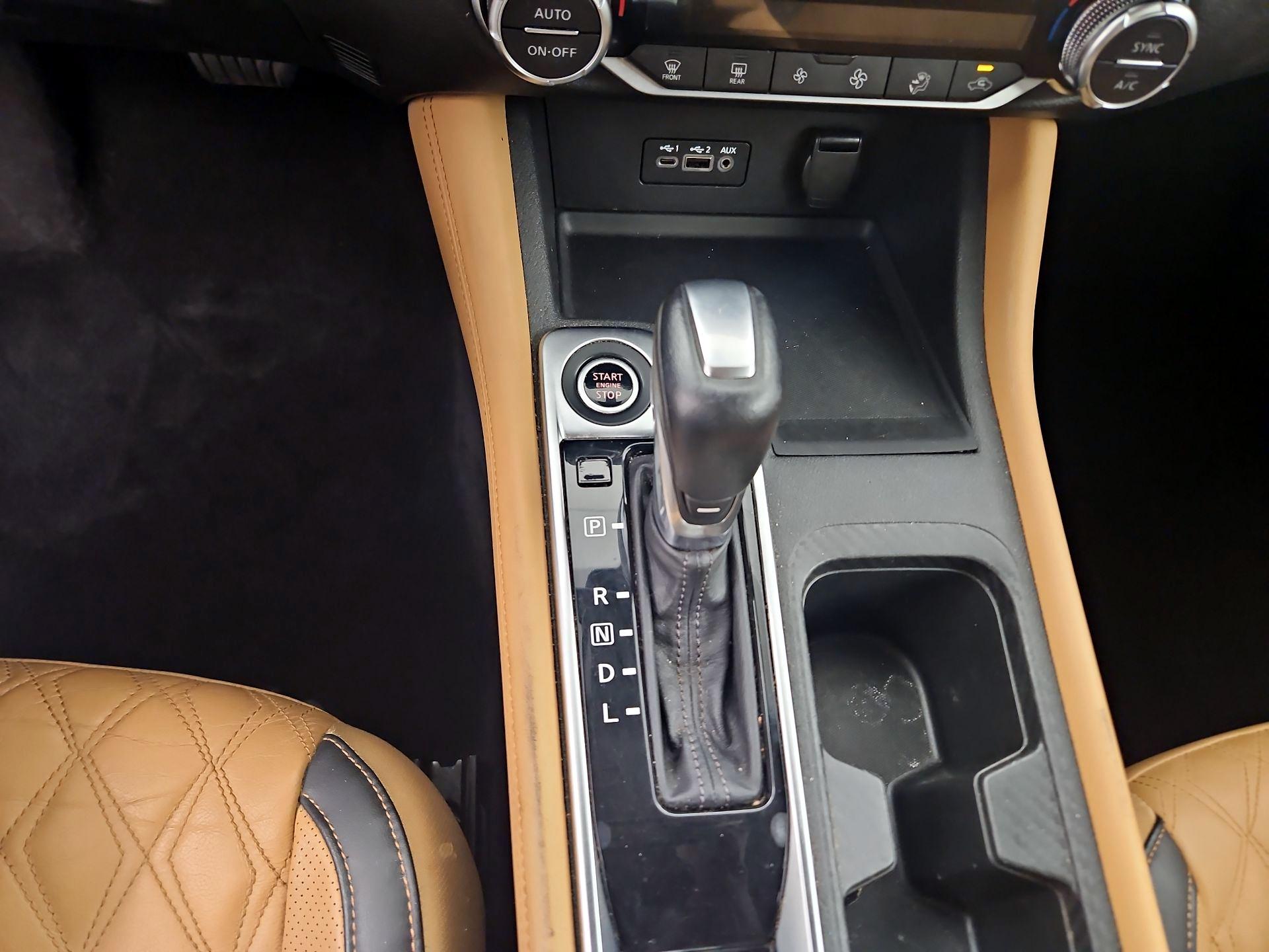 Thumbnail: 2020 Nissan Sentra - 17