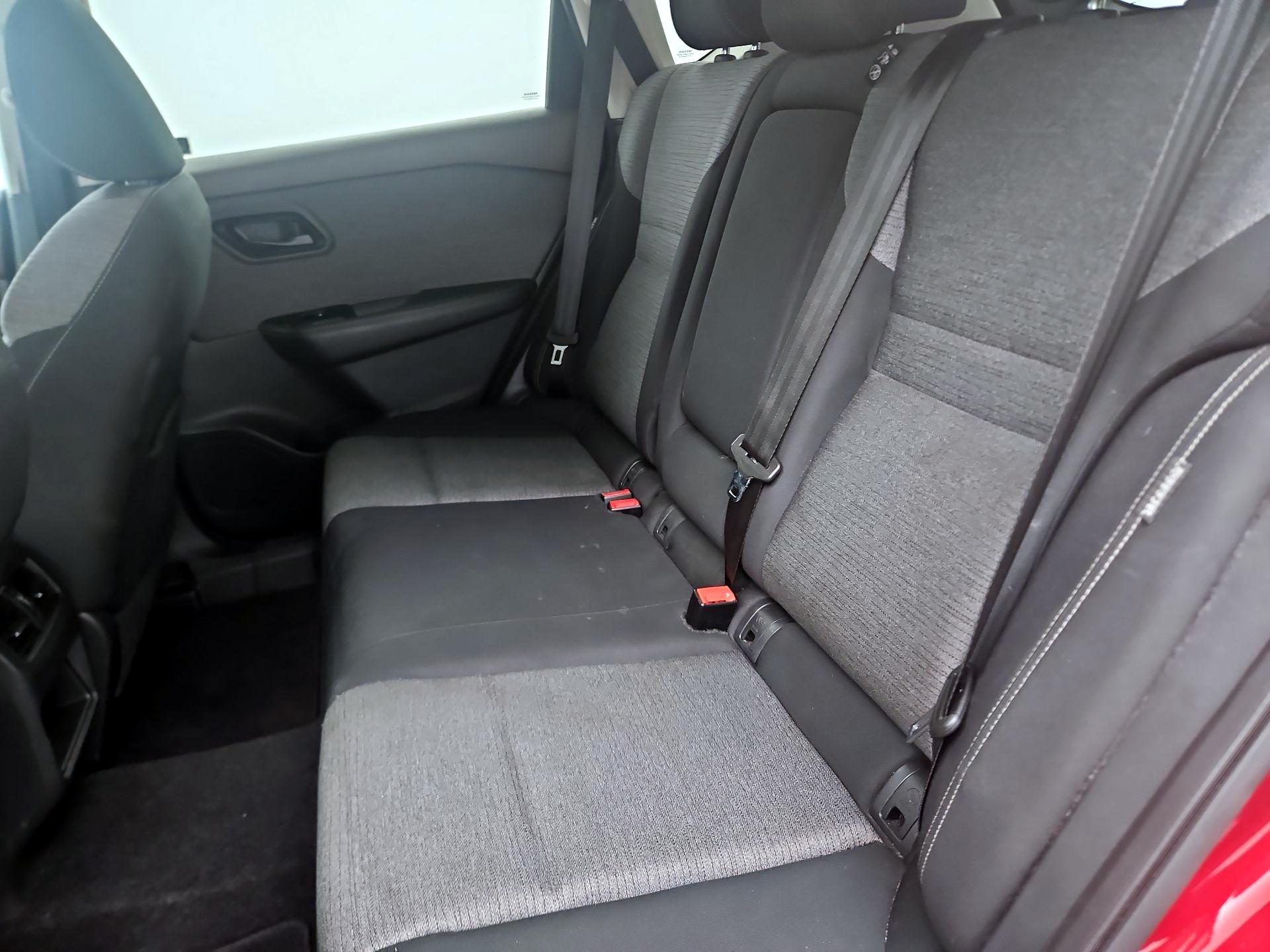 Thumbnail: 2021 Nissan Rogue - 18