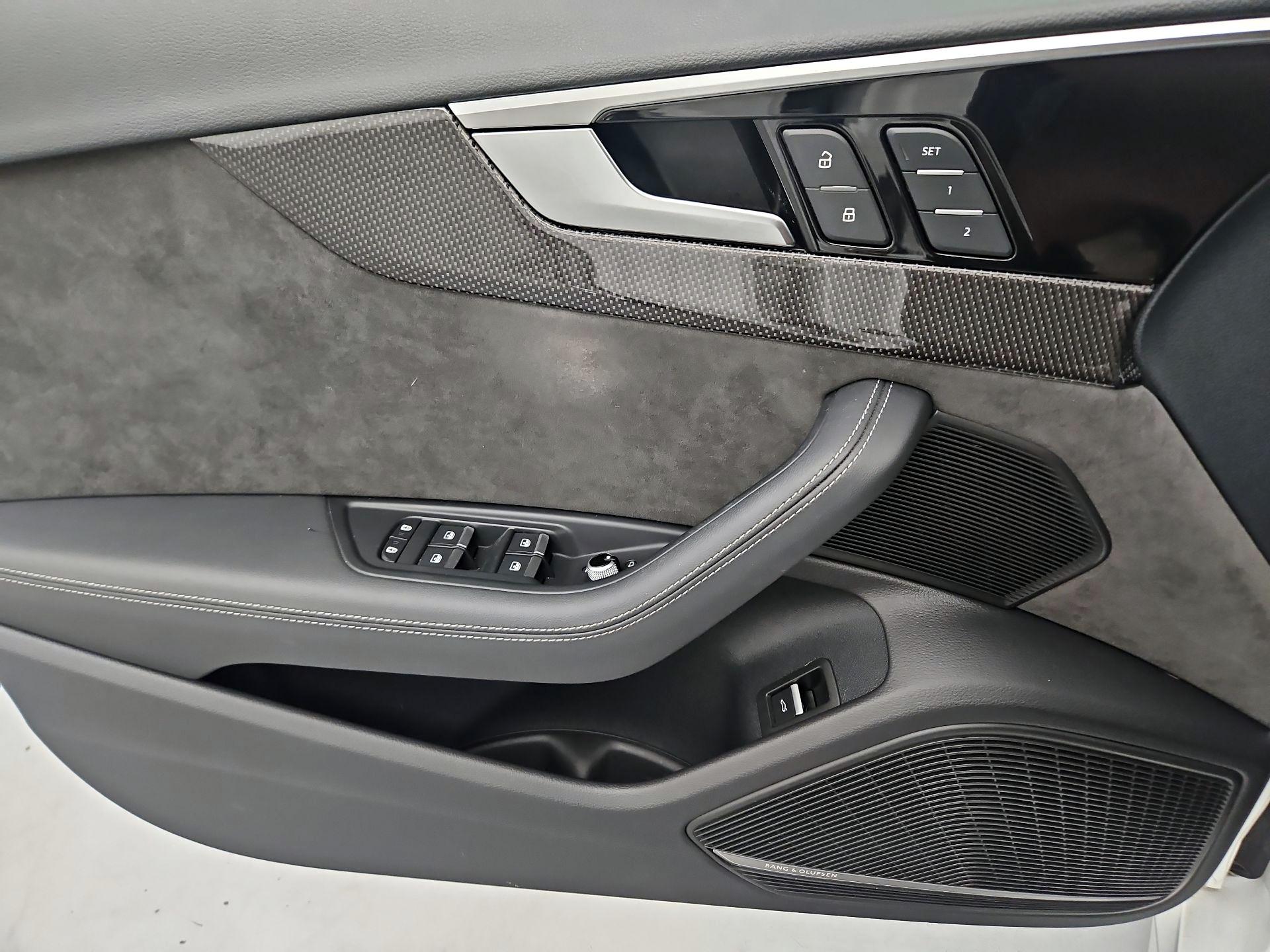 Thumbnail: 2021 Audi S4 - 12