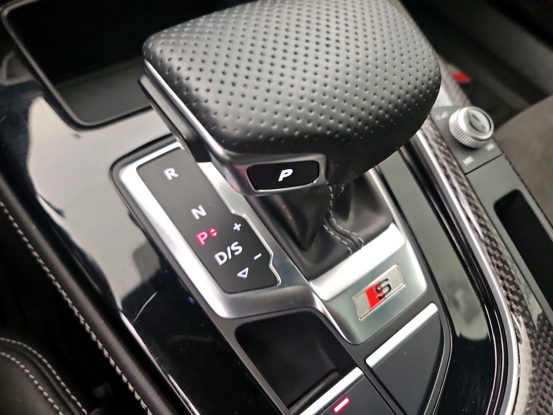 Thumbnail: 2021 Audi S4 - 17