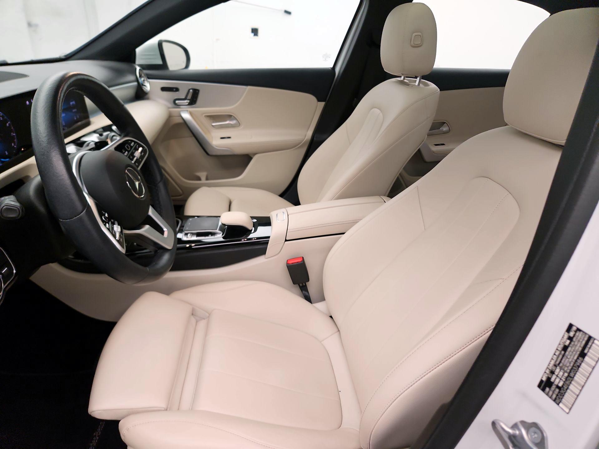 Thumbnail: 2020 Mercedes-Benz A-Class - 9