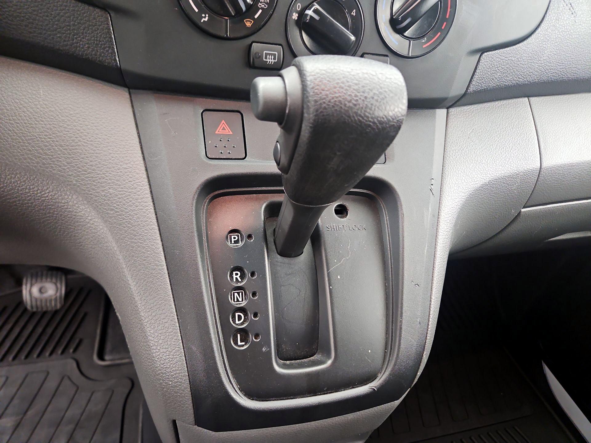 Thumbnail: 2021 Nissan NV200 - 17