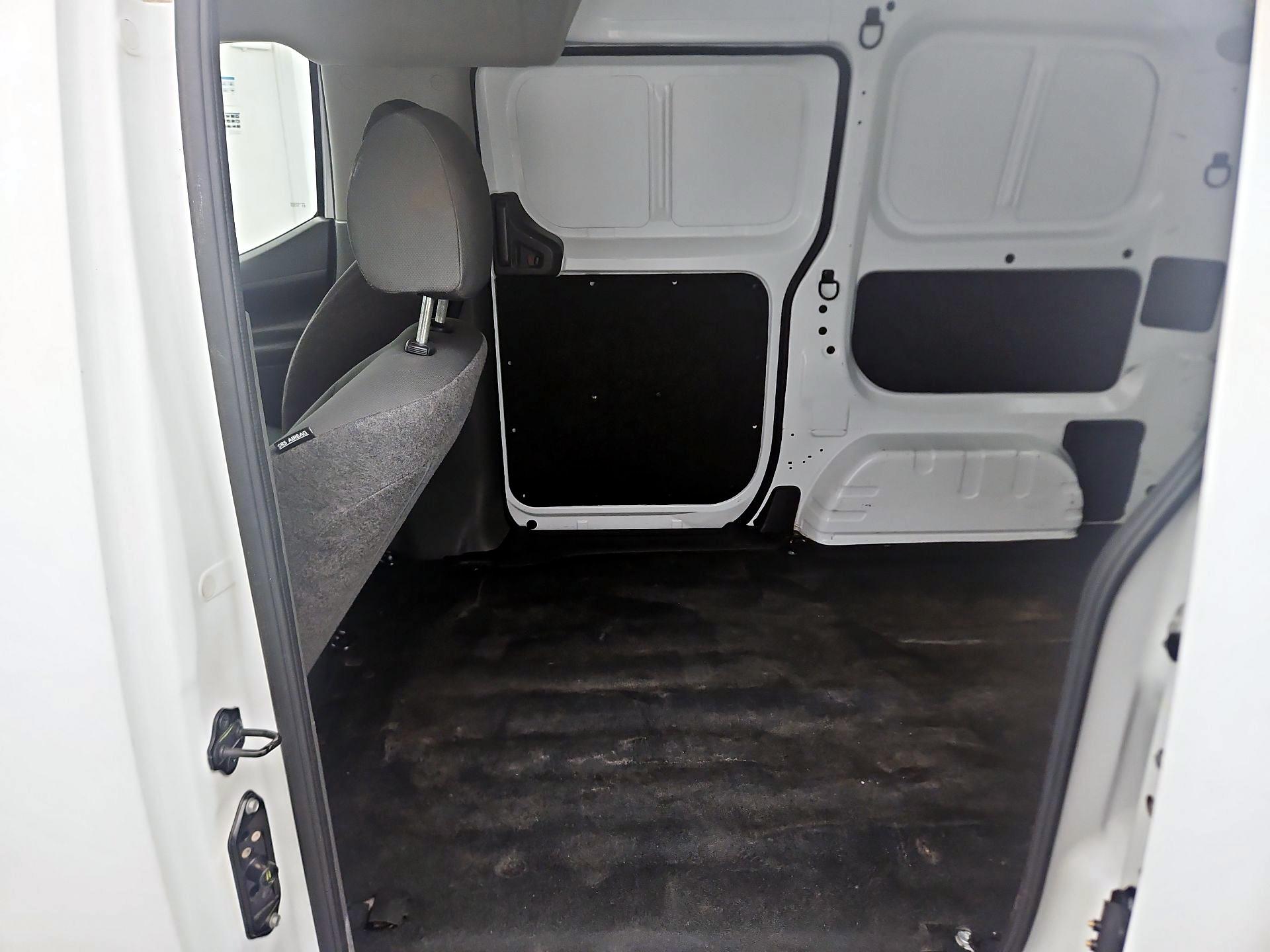 Thumbnail: 2021 Nissan NV200 - 19