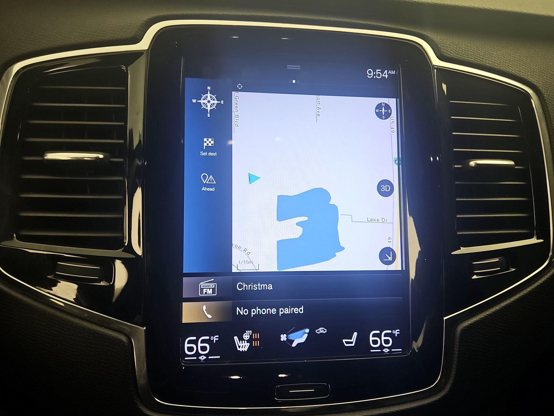 Thumbnail: 2018 Volvo XC90 - 14