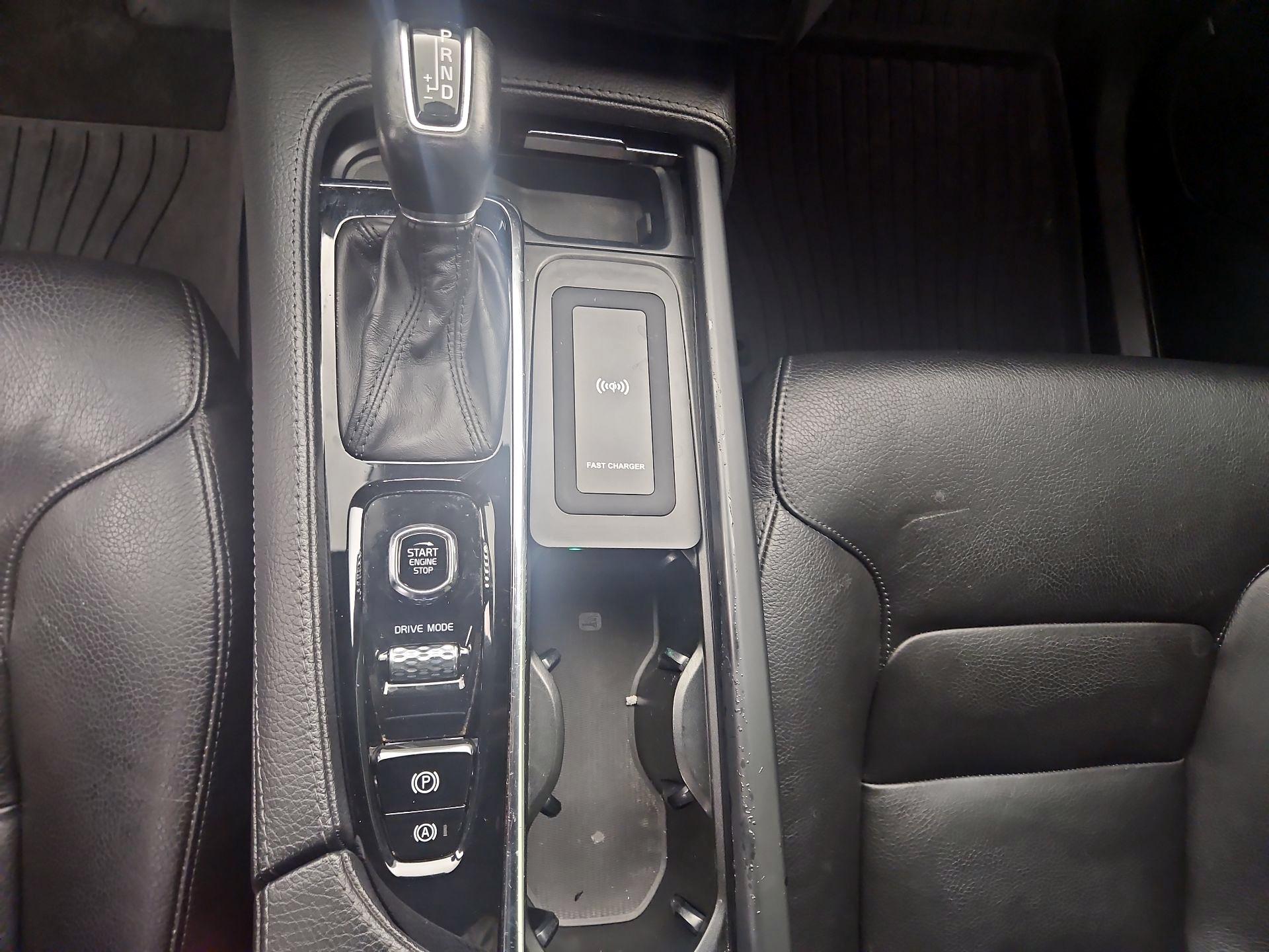 Thumbnail: 2018 Volvo XC90 - 18