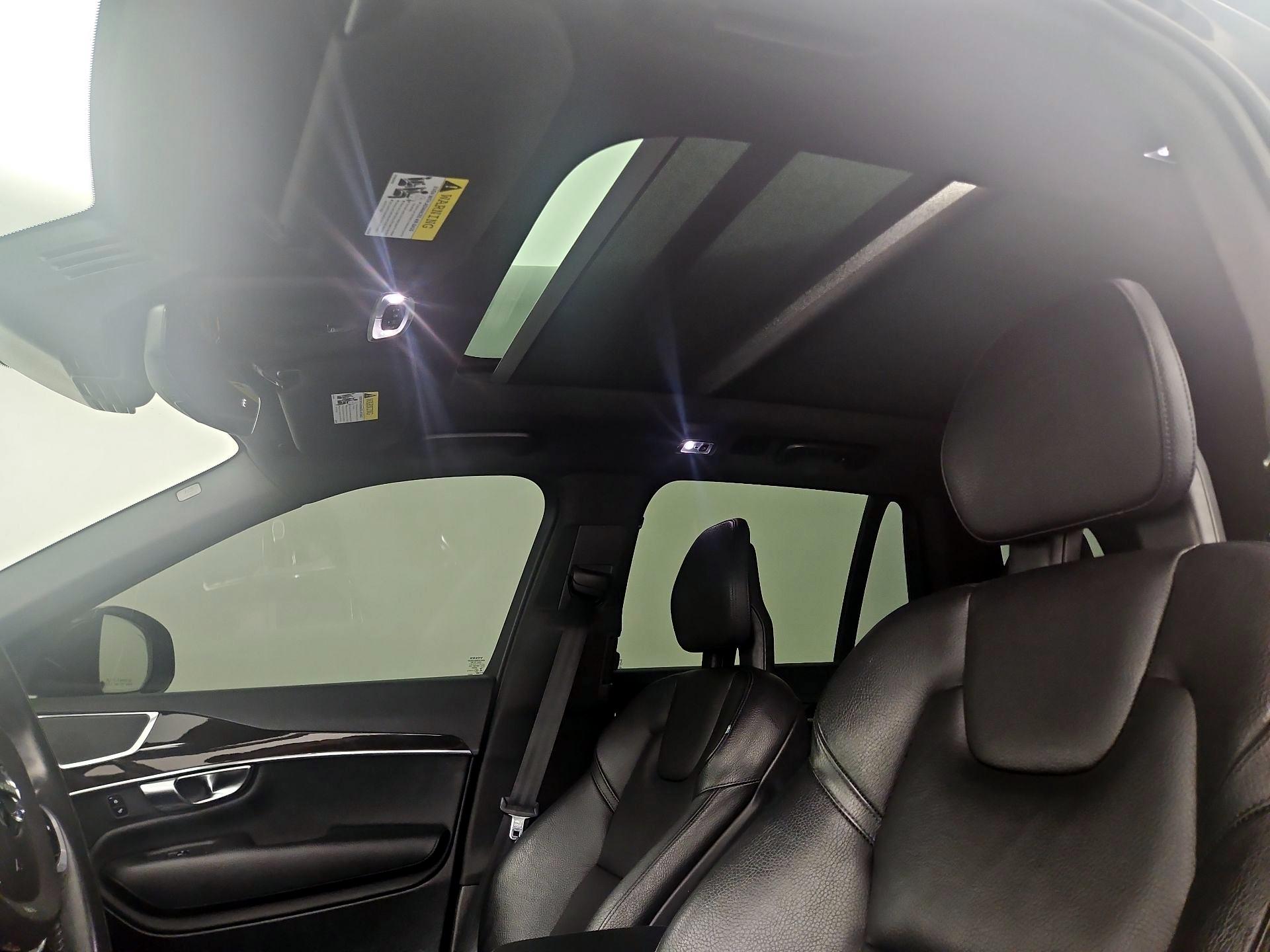 Thumbnail: 2018 Volvo XC90 - 20