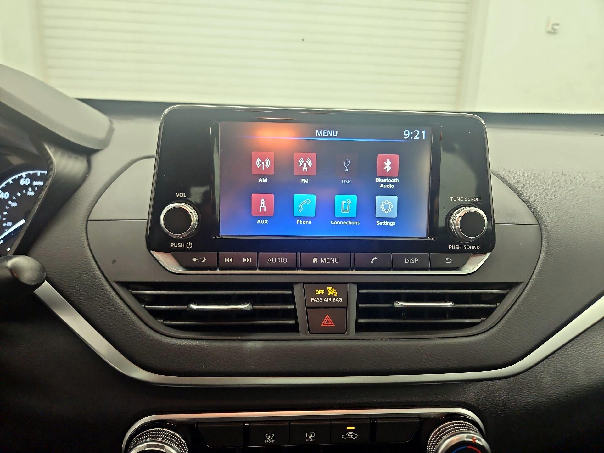 Thumbnail: 2021 Nissan Altima - 14