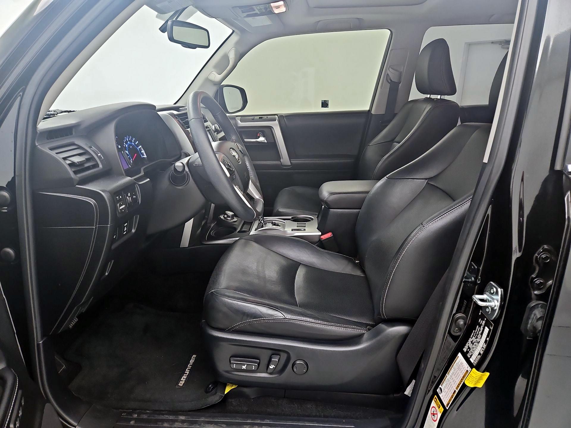 Thumbnail: 2019 Toyota 4Runner - 11