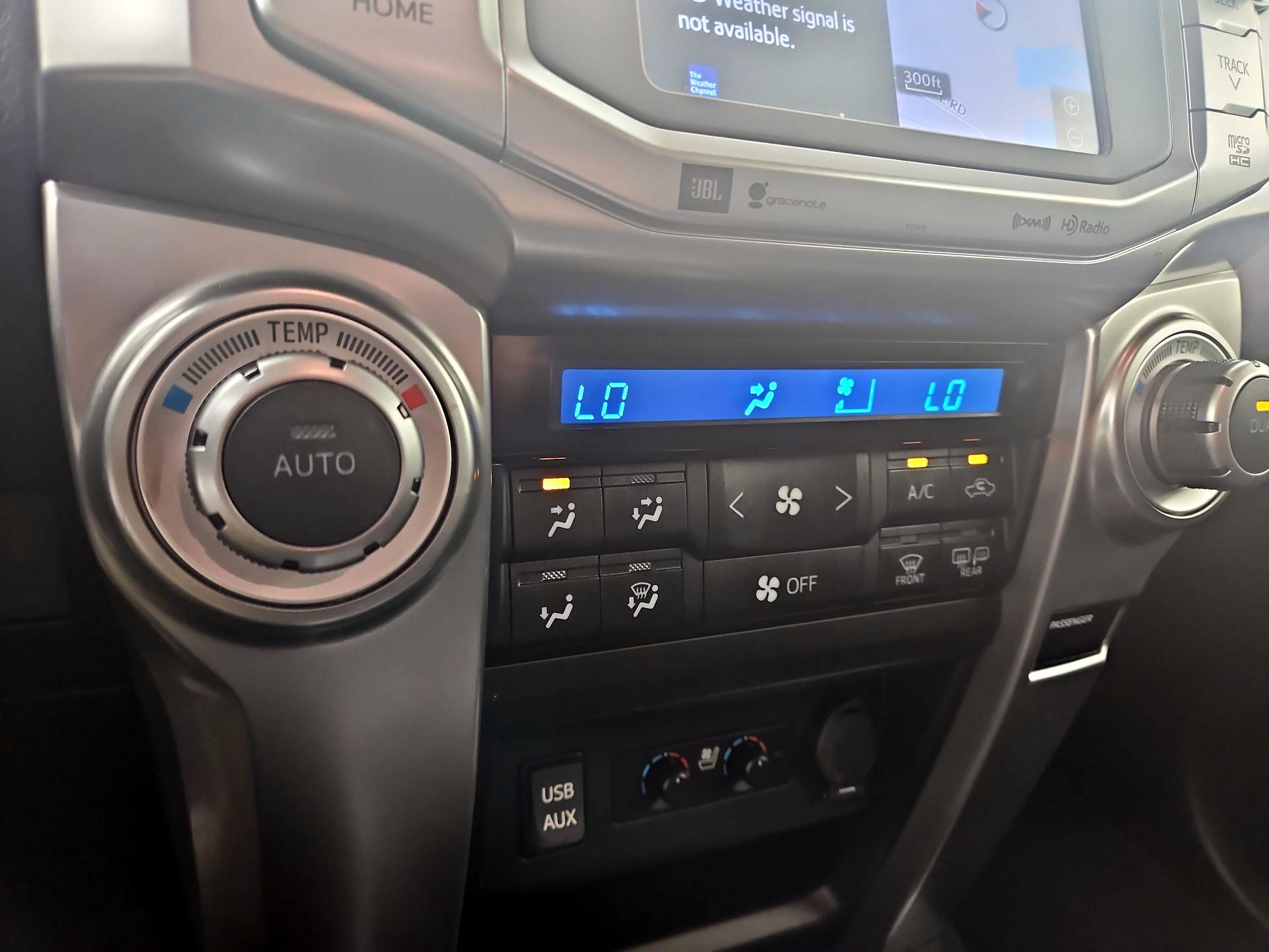 Thumbnail: 2019 Toyota 4Runner - 17