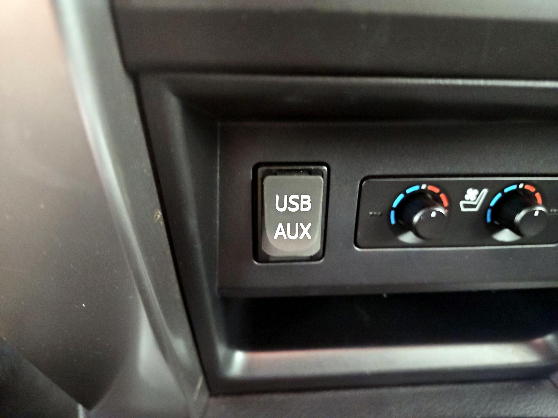 Thumbnail: 2019 Toyota 4Runner - 19