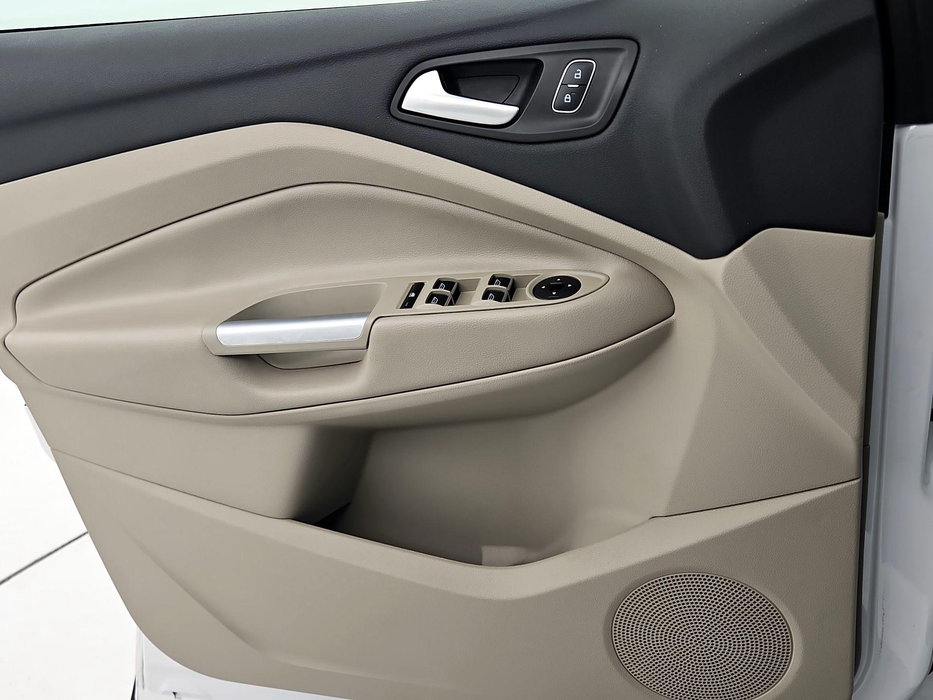 Thumbnail: 2019 Ford Escape - 12