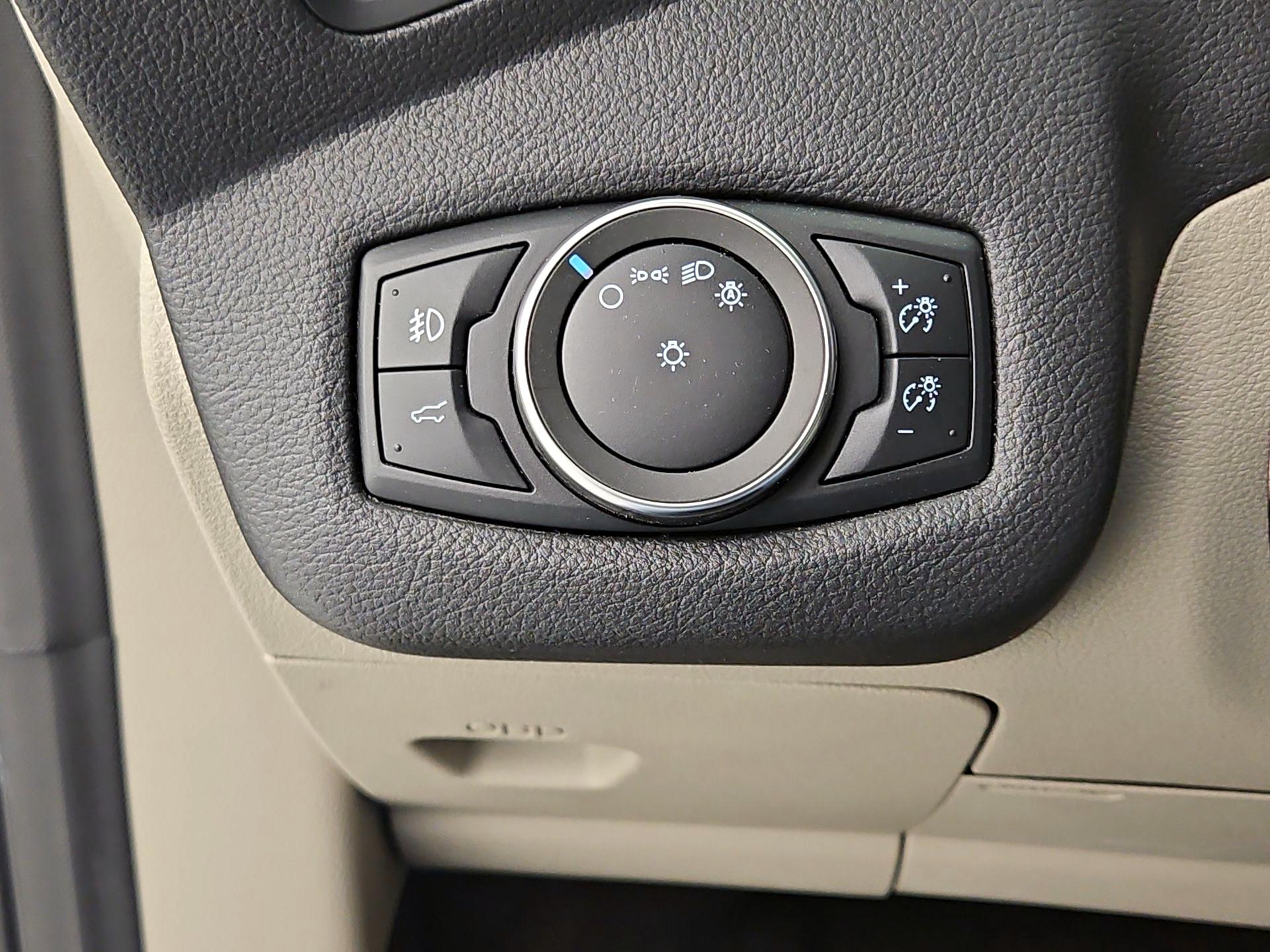 Thumbnail: 2019 Ford Escape - 13