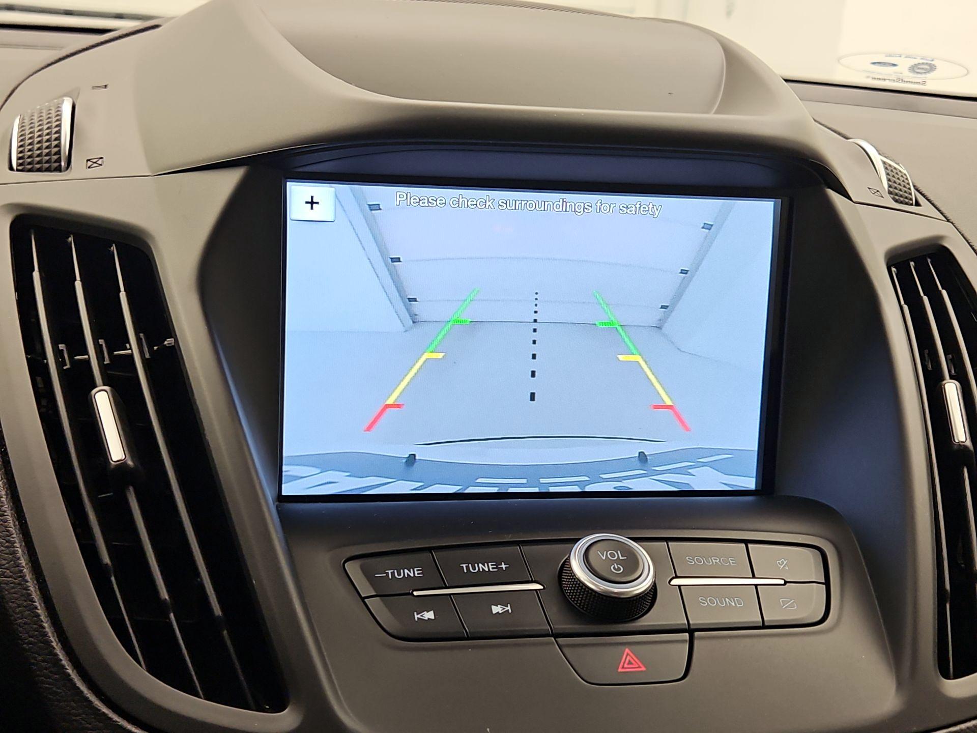 Thumbnail: 2019 Ford Escape - 14