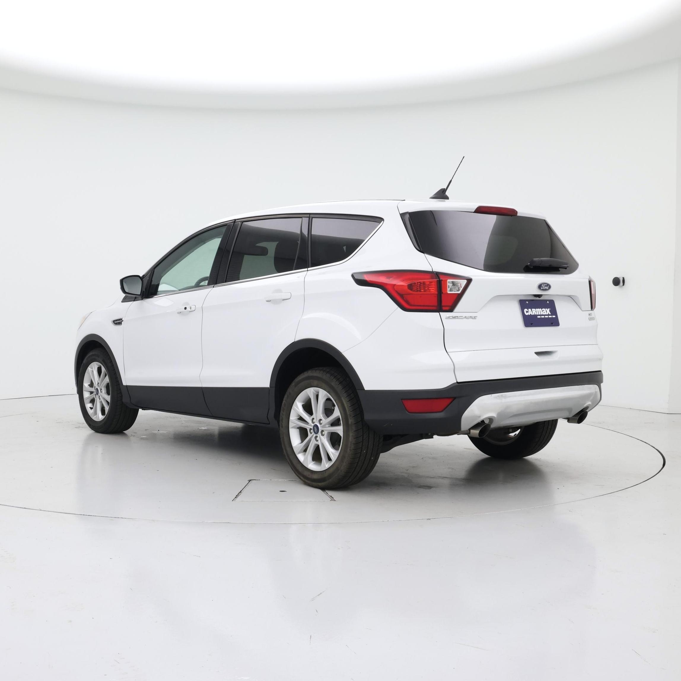 Thumbnail: 2019 Ford Escape - 2