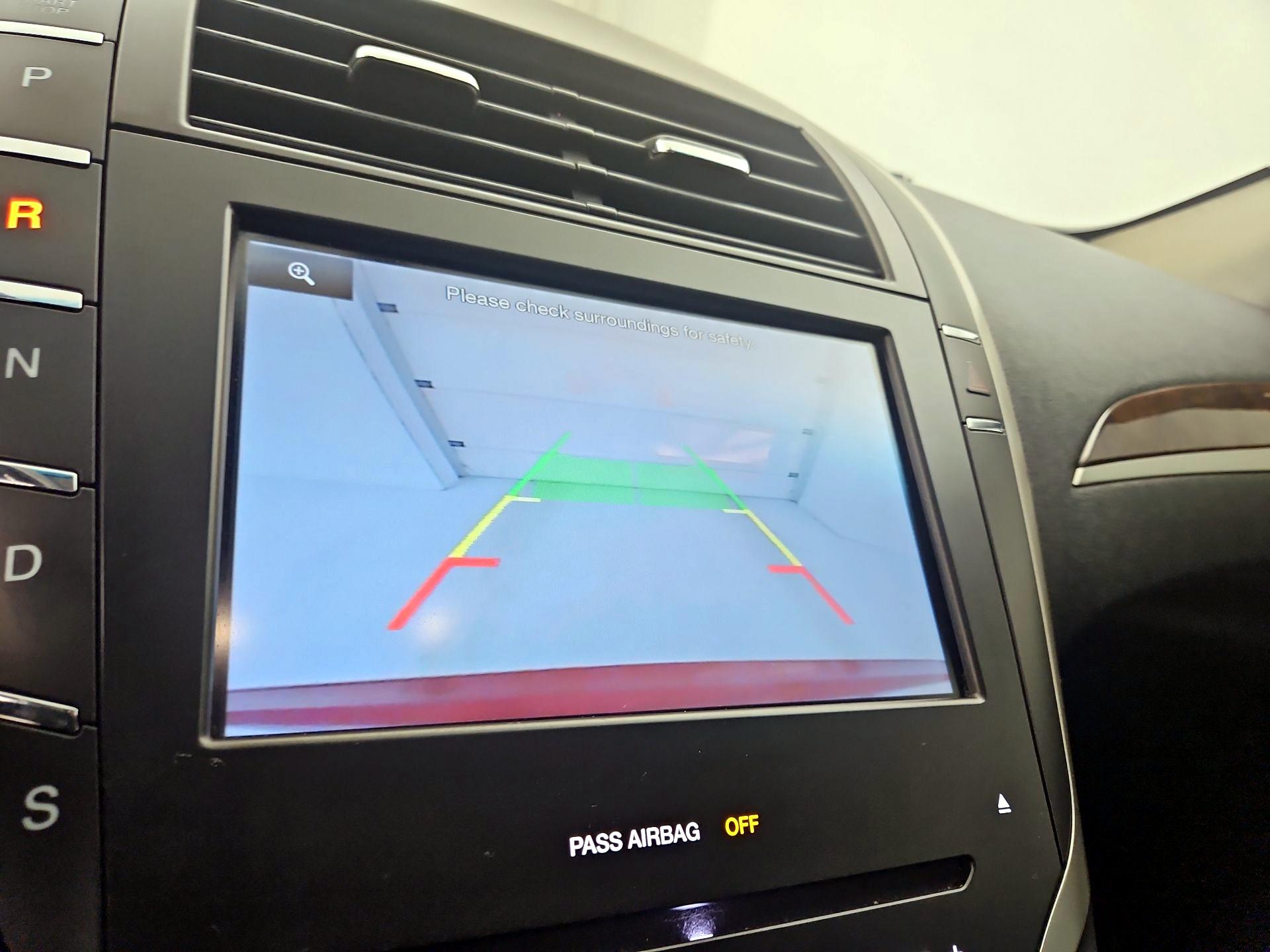 Thumbnail: 2016 Lincoln MKZ - 14