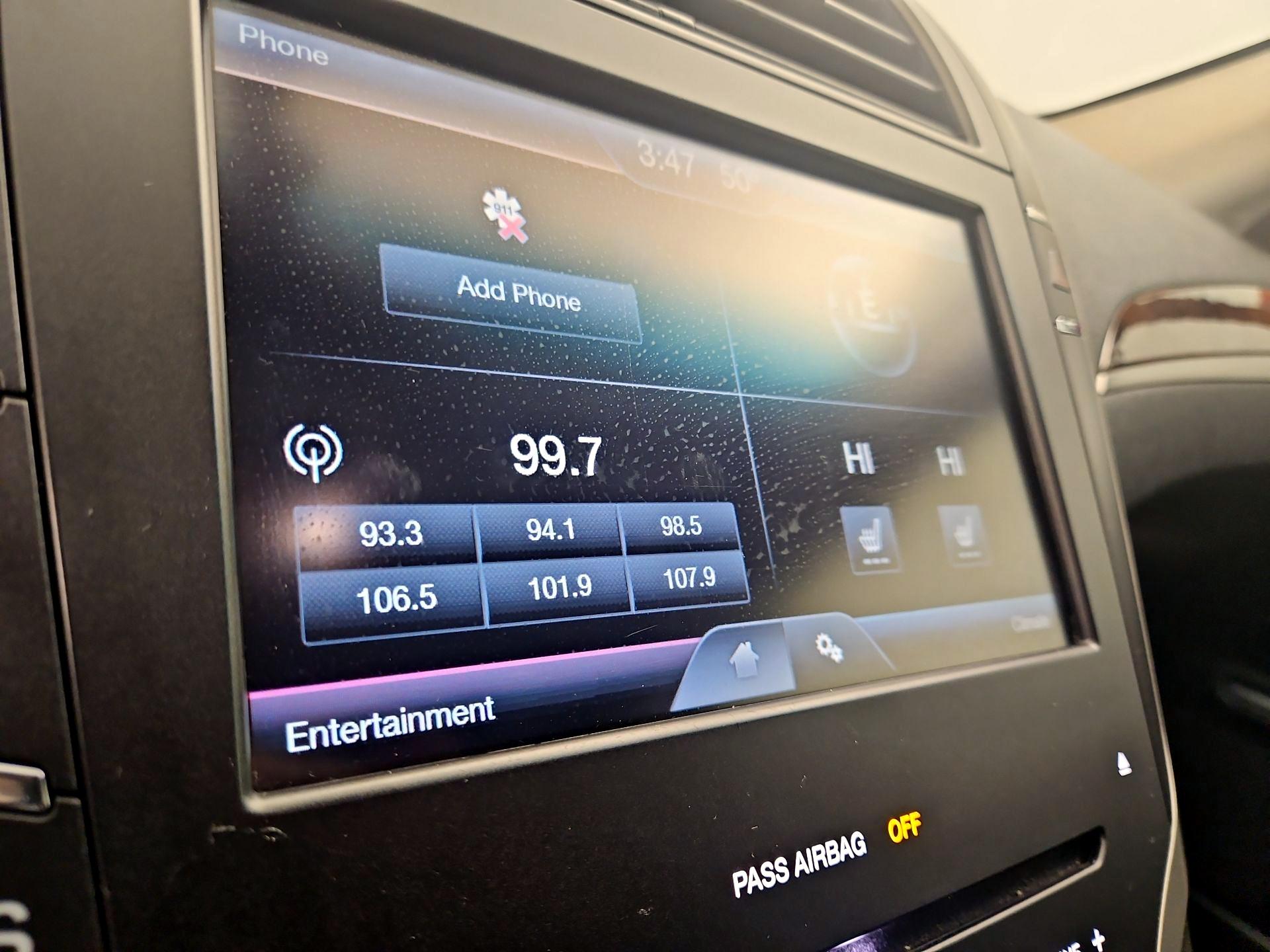 Thumbnail: 2016 Lincoln MKZ - 15