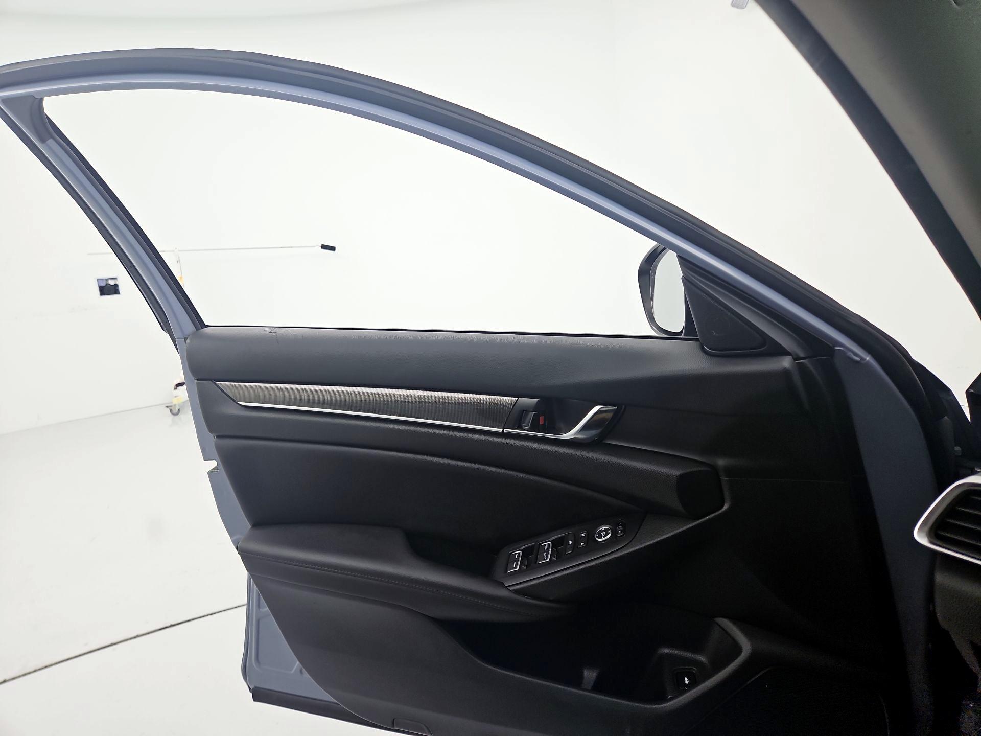 Thumbnail: 2022 Honda Accord - 12