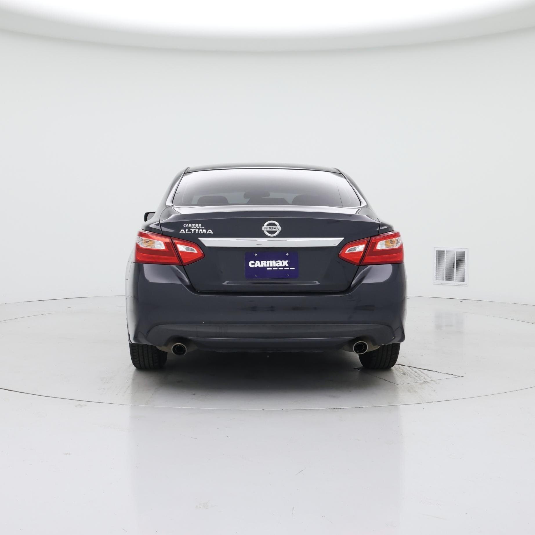 Thumbnail: 2017 Nissan Altima - 6