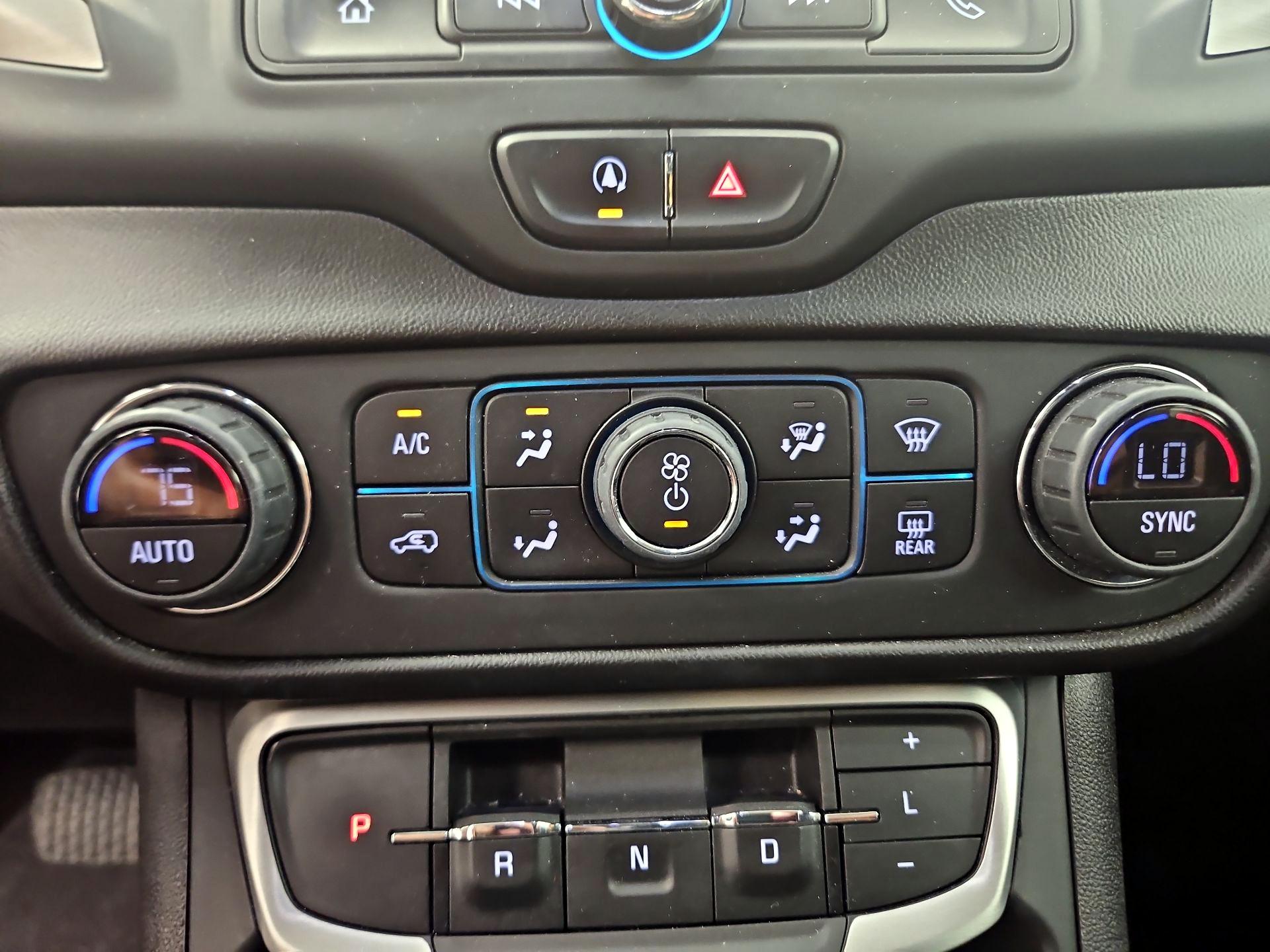 Thumbnail: 2022 GMC Terrain - 16