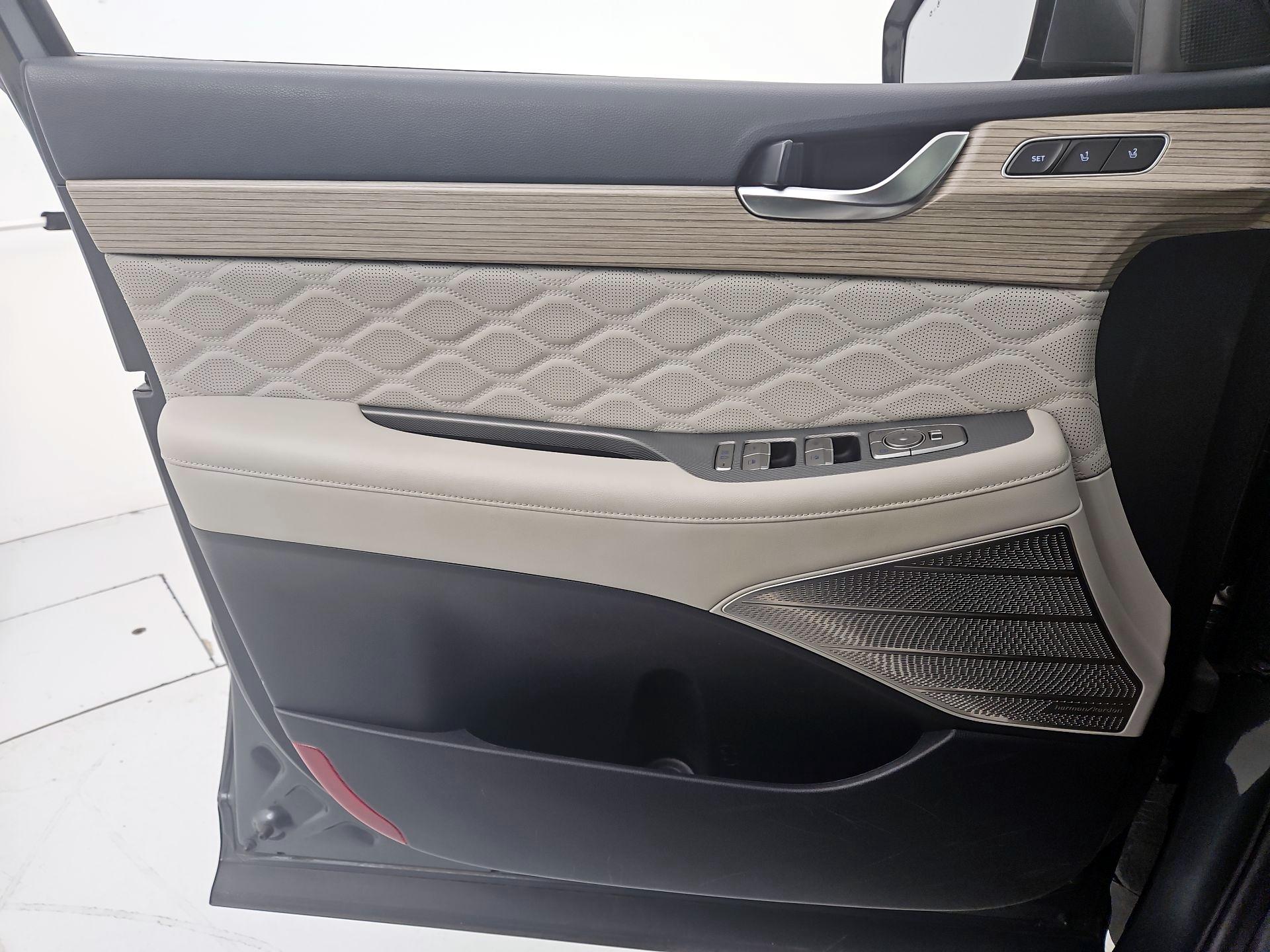 Thumbnail: 2021 Hyundai Palisade - 12