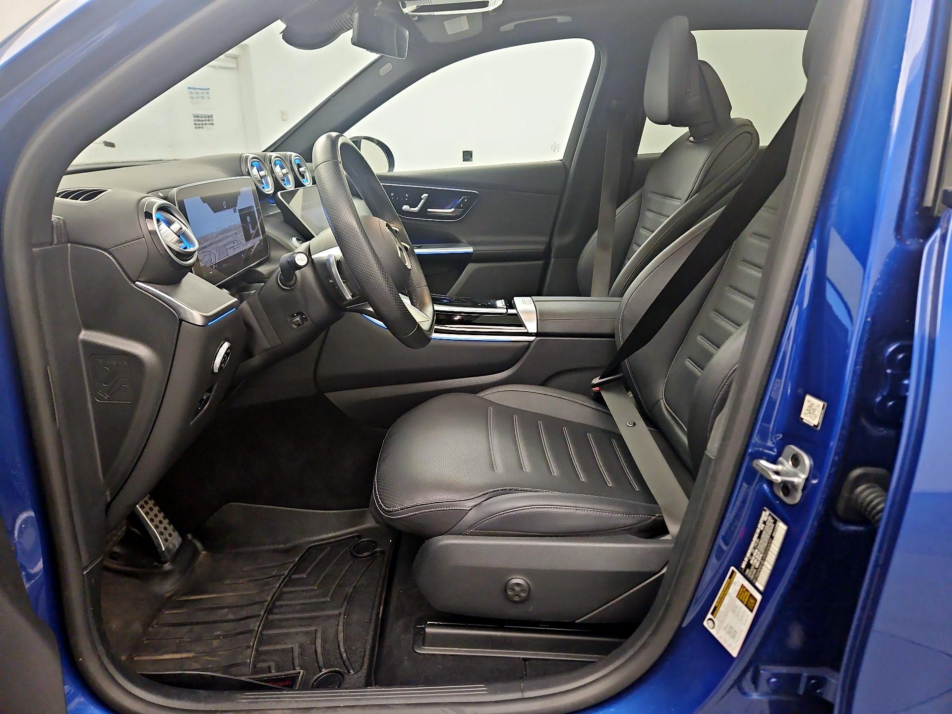 Thumbnail: 2023 Mercedes-Benz GLC - 11