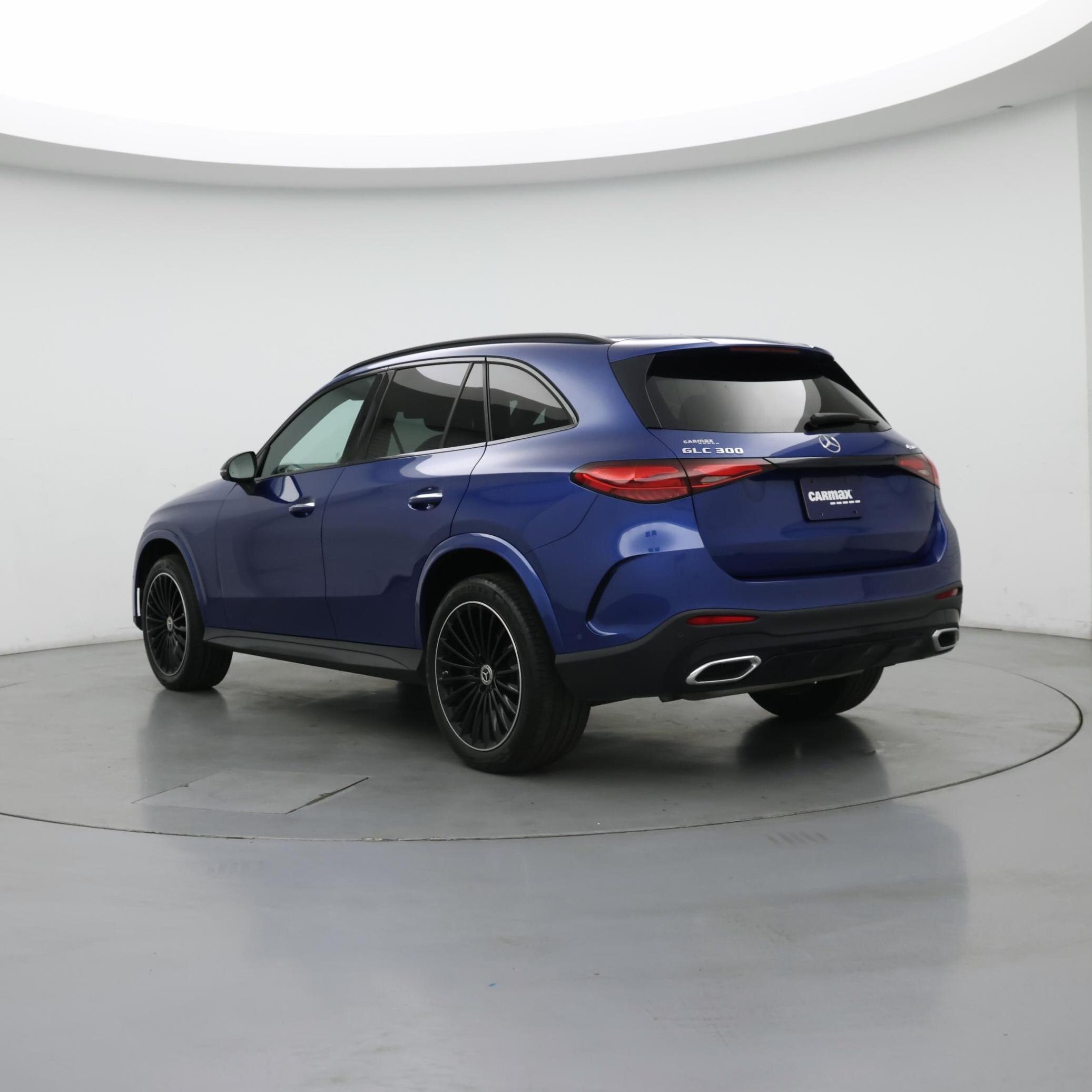 Thumbnail: 2023 Mercedes-Benz GLC - 2