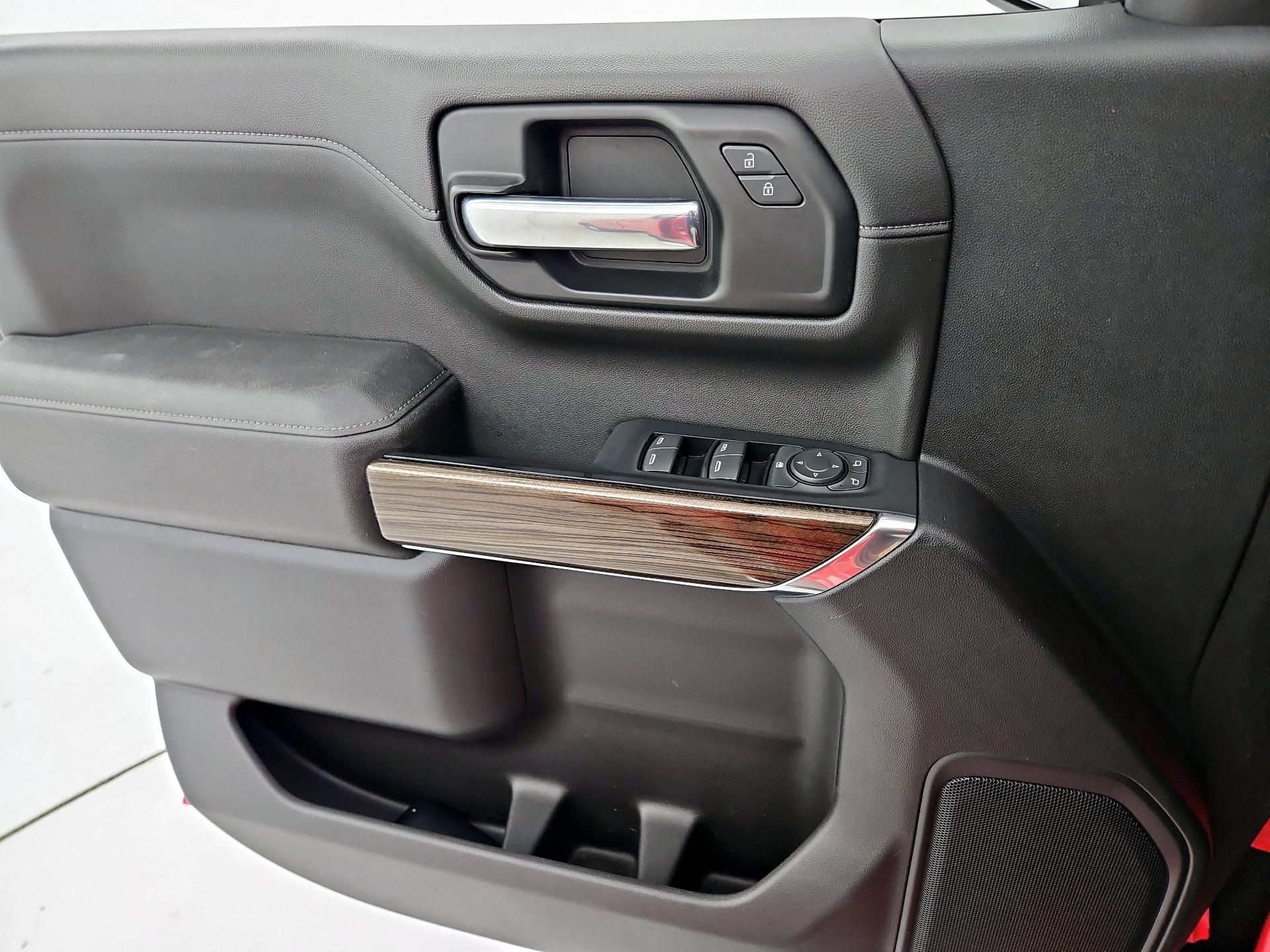 Thumbnail: 2019 Chevrolet Silverado 1500 - 12