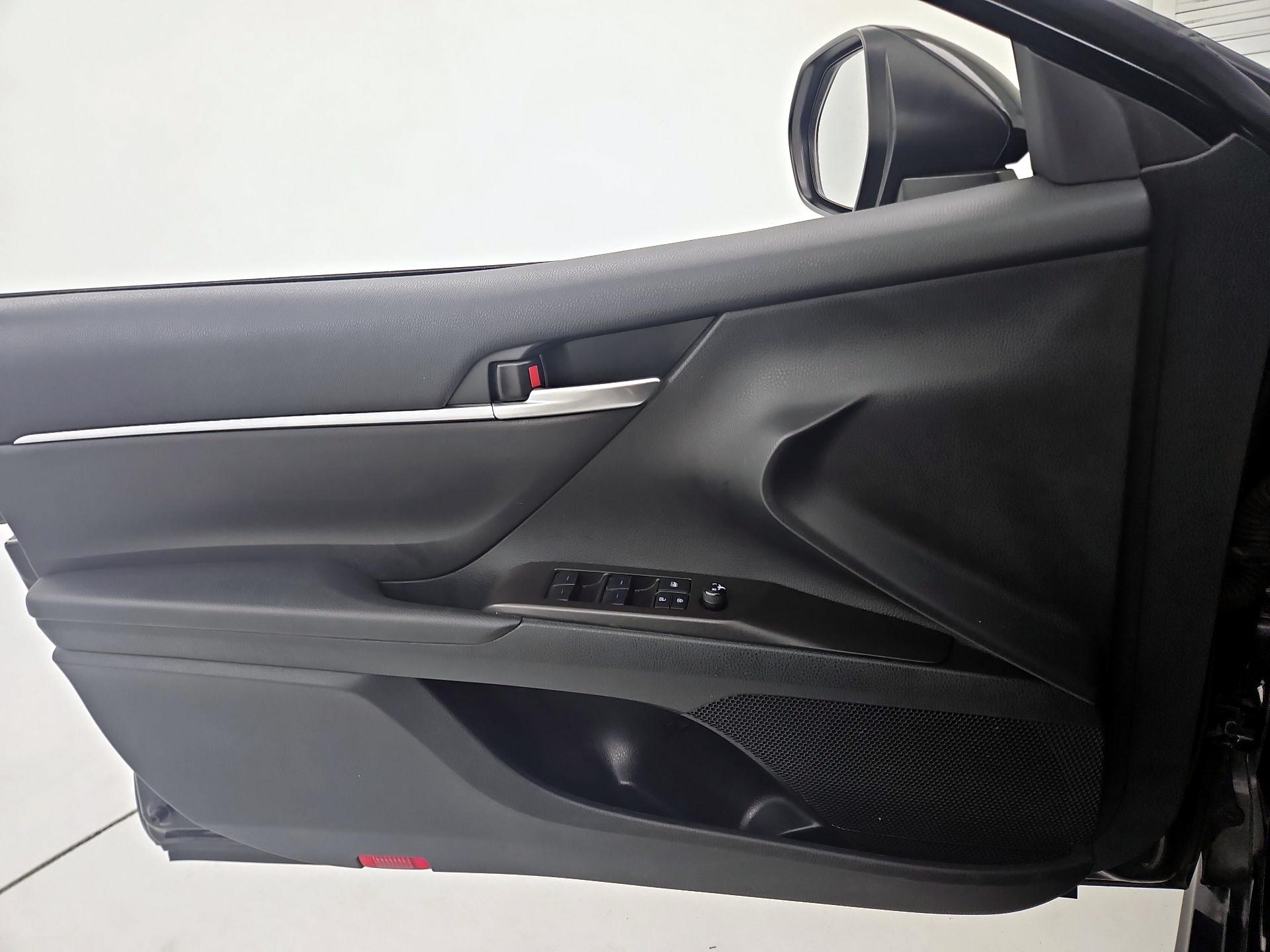 Thumbnail: 2024 Toyota Camry - 12