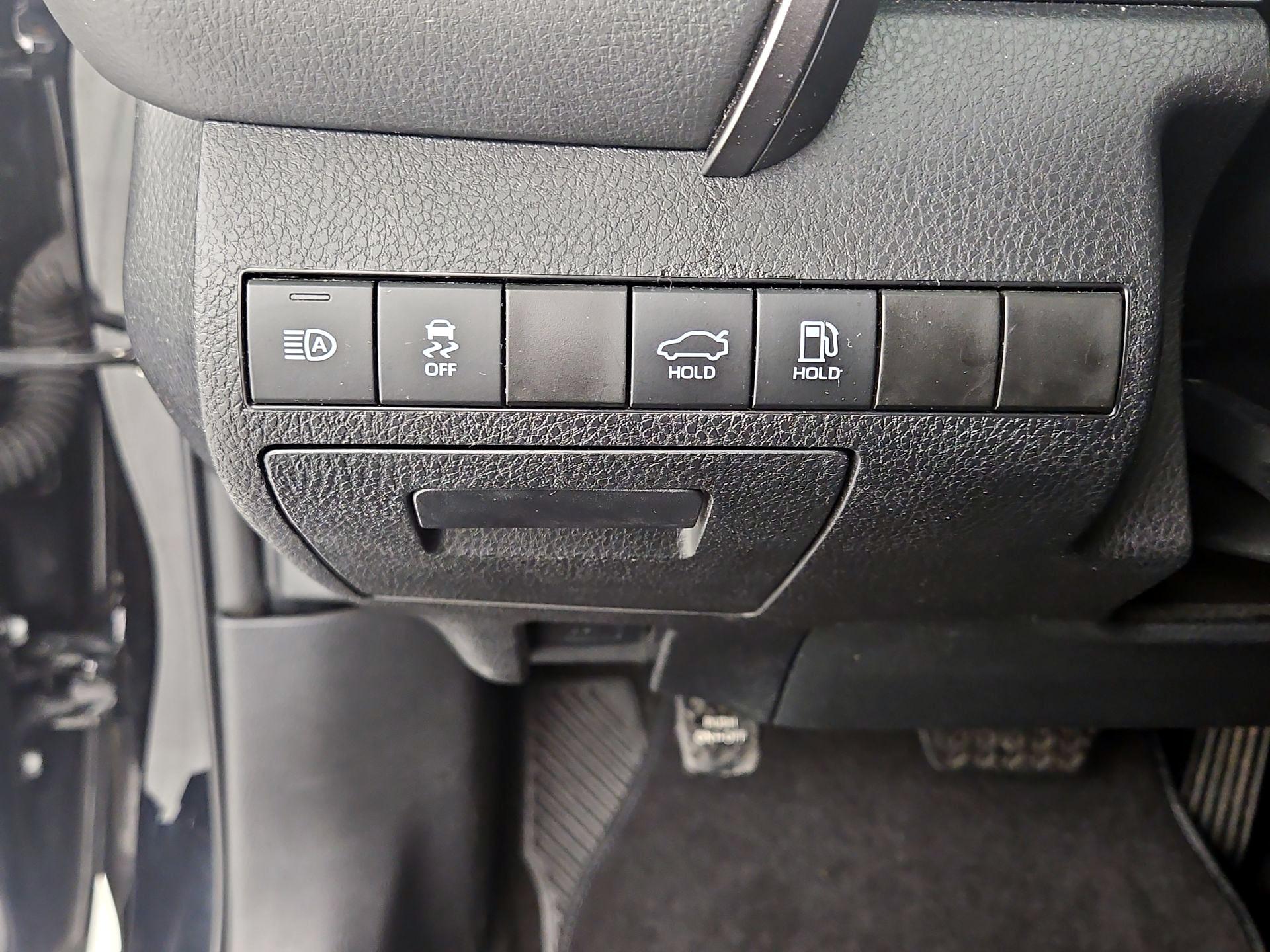 Thumbnail: 2024 Toyota Camry - 13