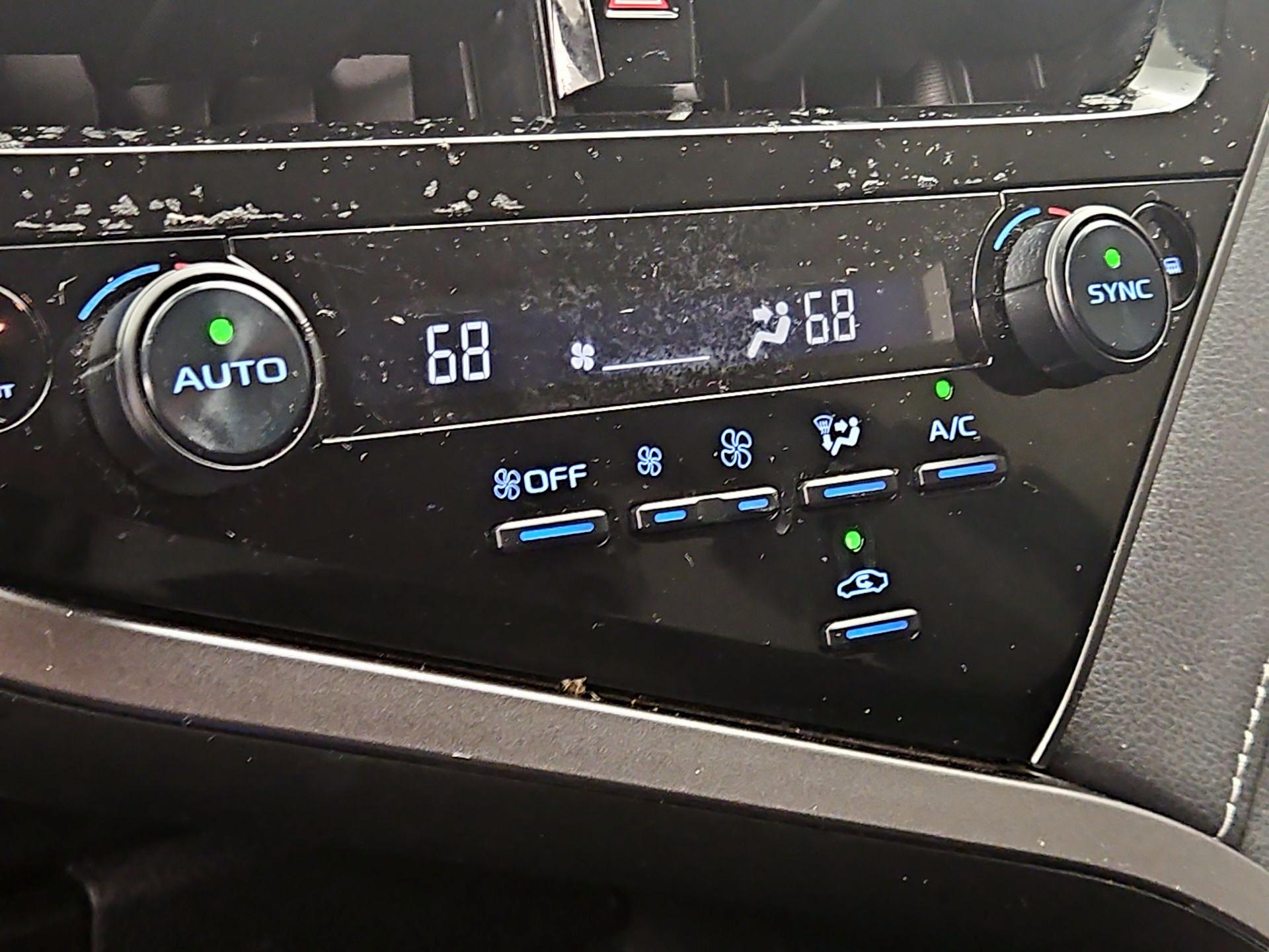 Thumbnail: 2024 Toyota Camry - 16