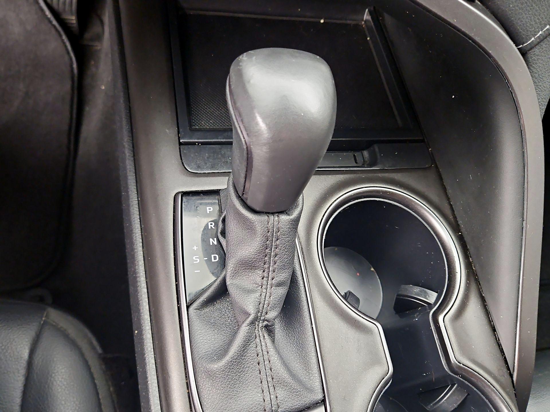 Thumbnail: 2024 Toyota Camry - 17