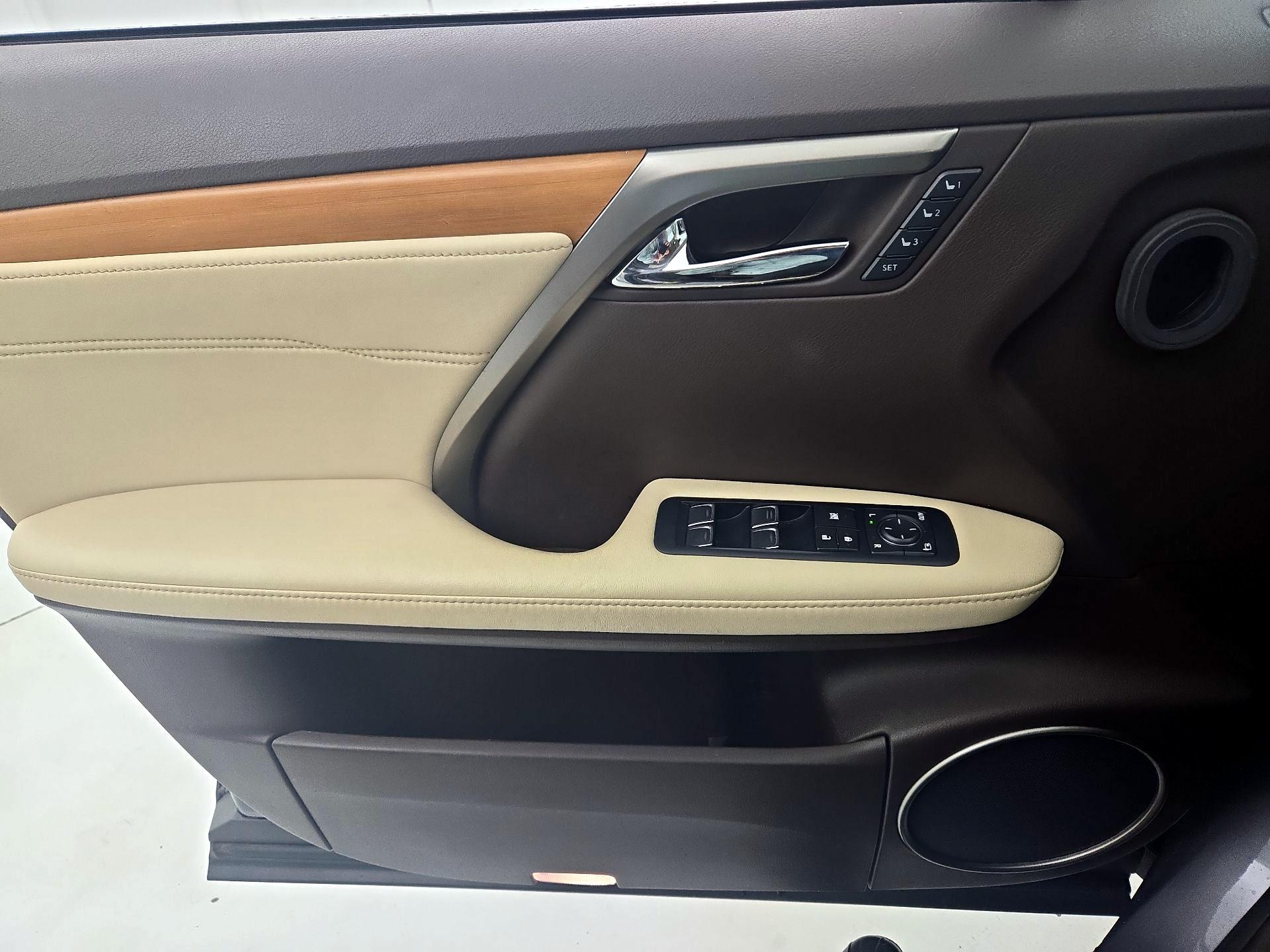 Thumbnail: 2017 Lexus RX - 12