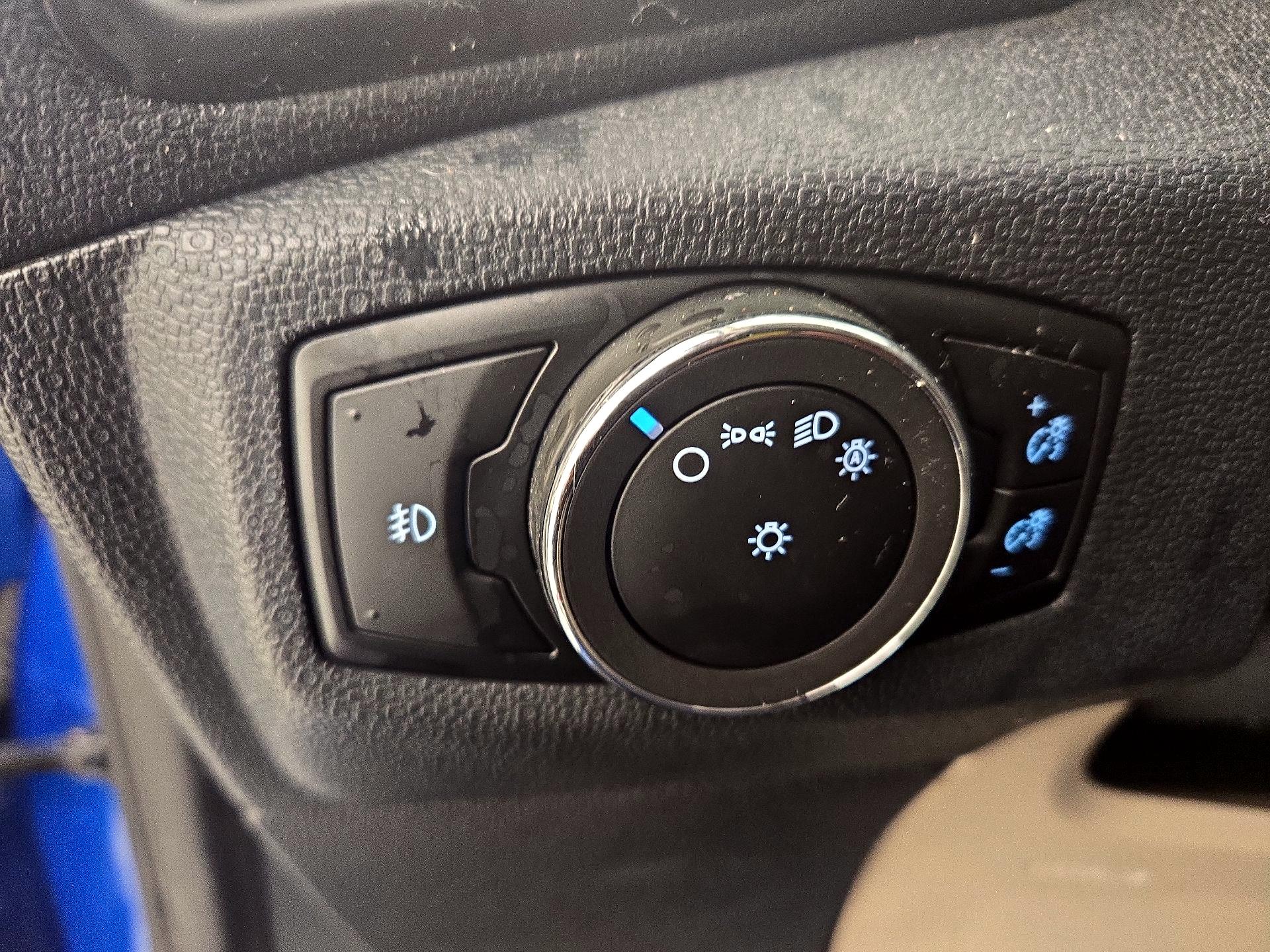 Thumbnail: 2020 Ford EcoSport - 13